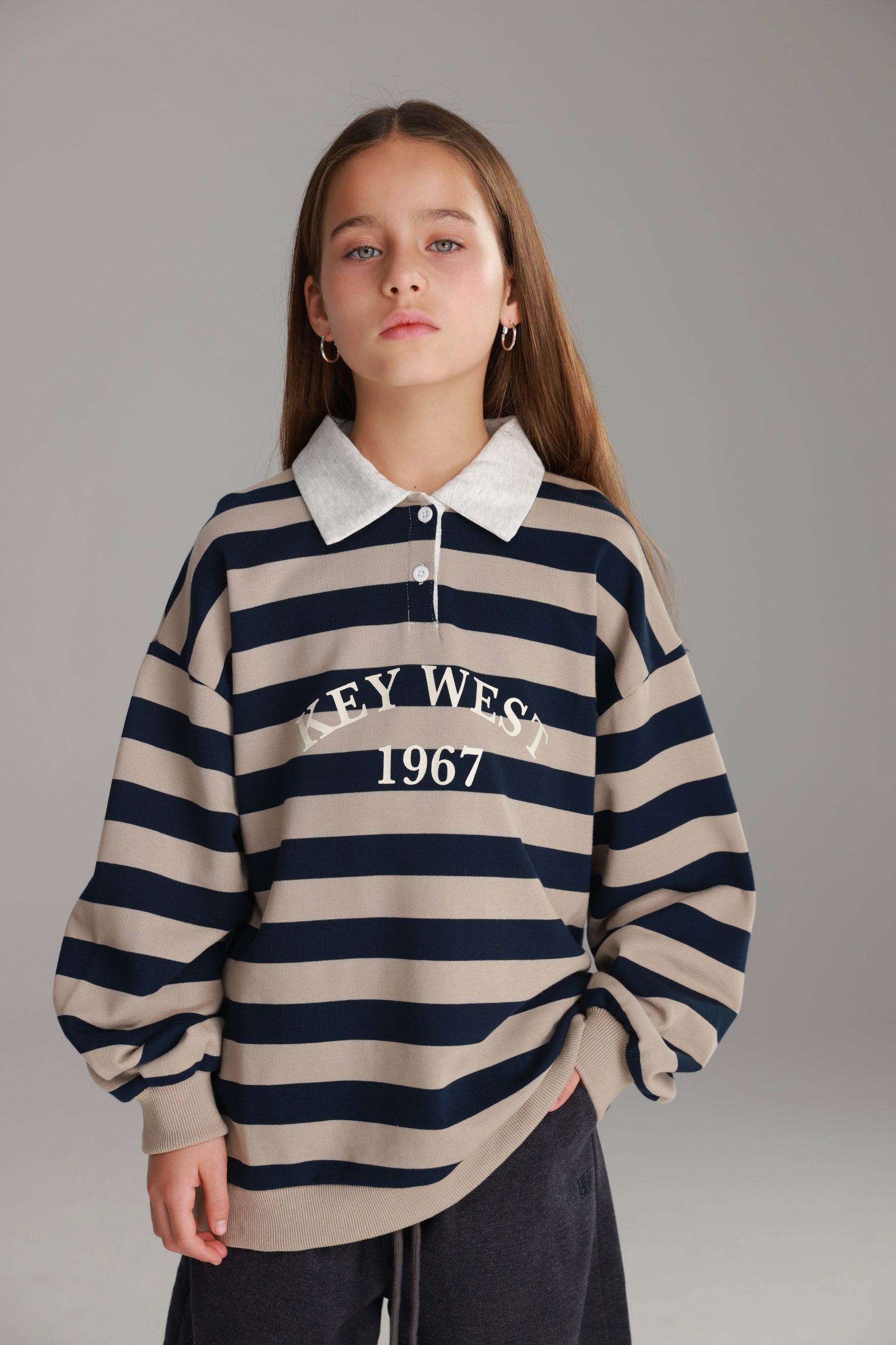 סוויטשירט קוני פסים בז'/נייבי