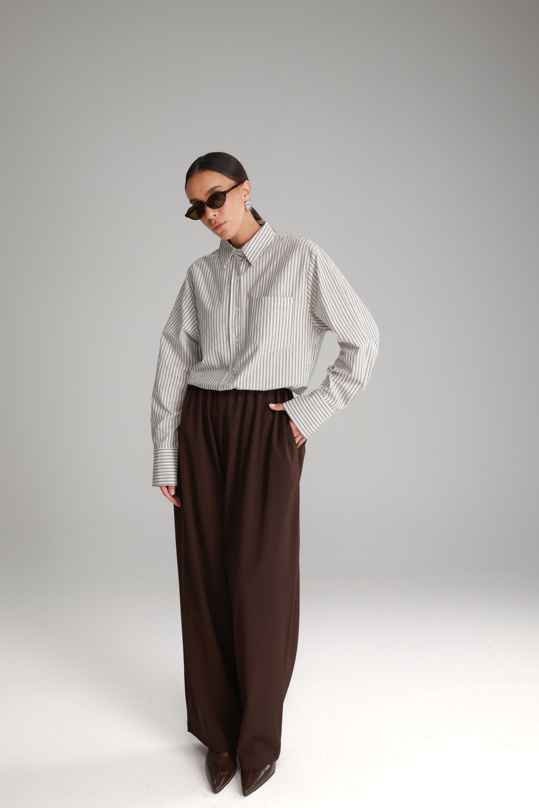 חולצת מקס מכופתרת לבנה