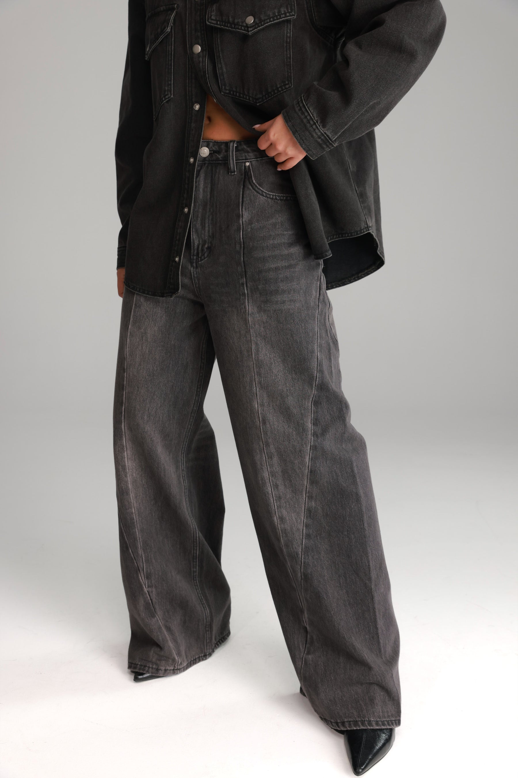 ג'ינס צ'לסי שחור