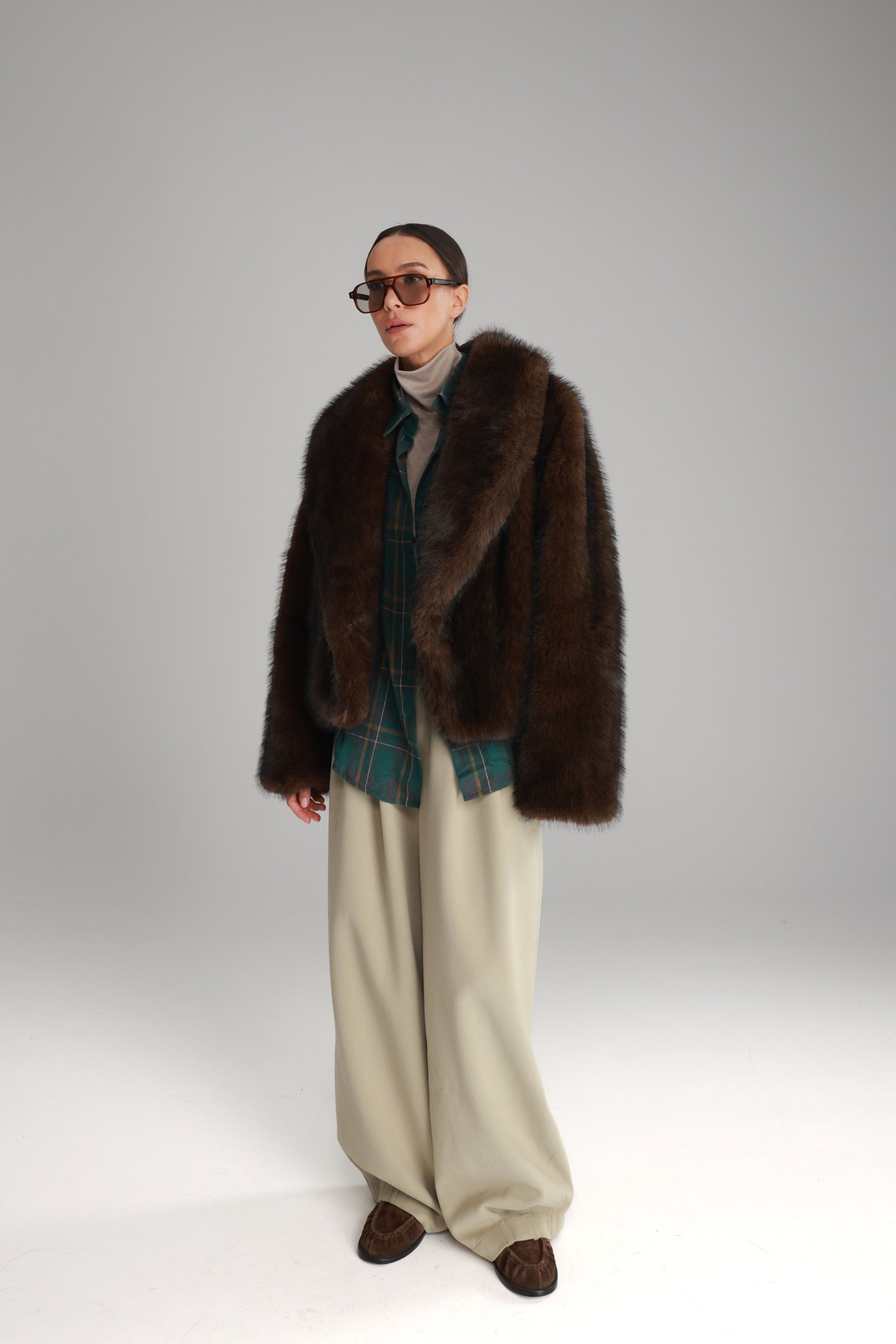 מכנסי בילי בז'