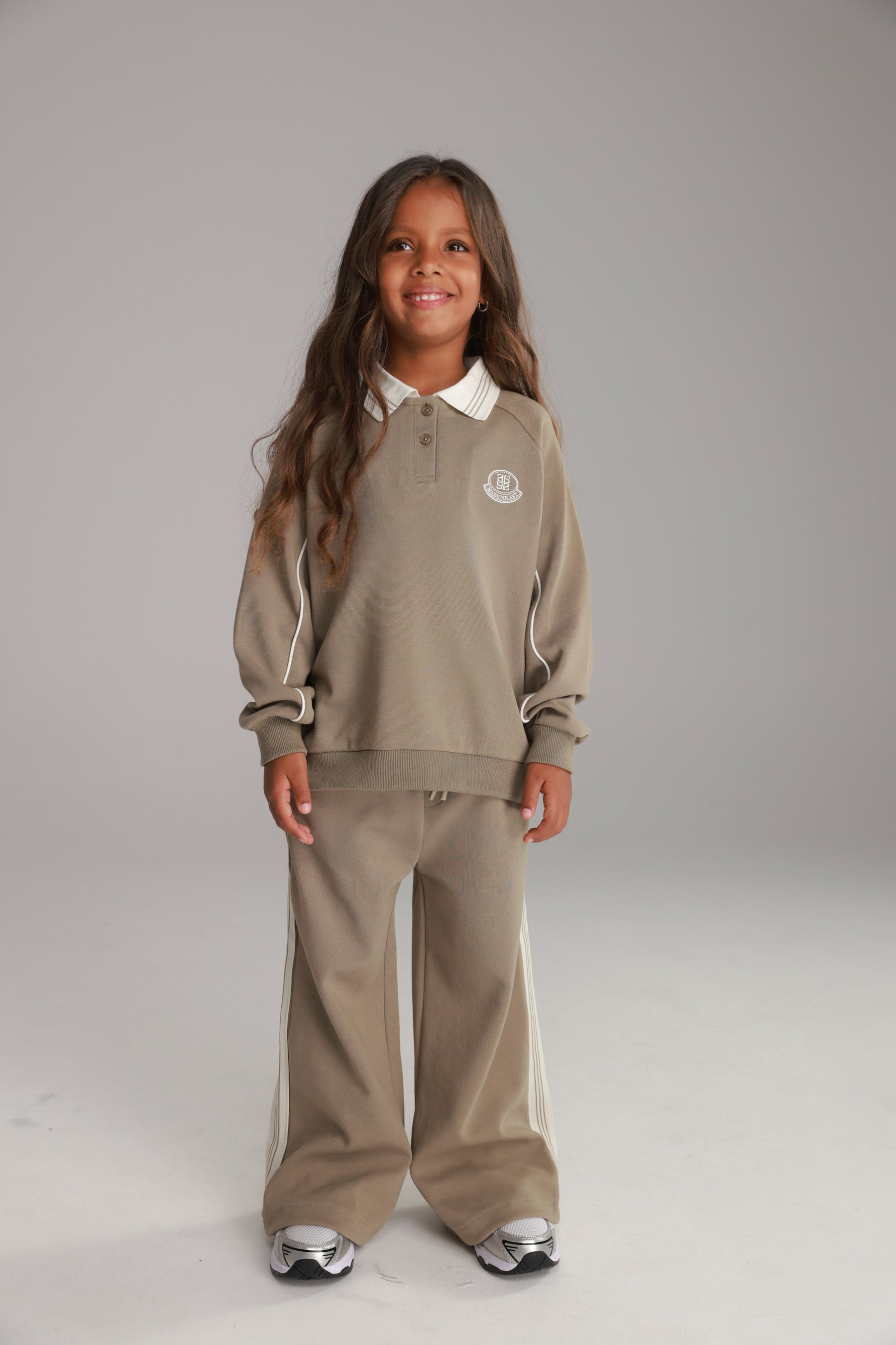 חליפת קמי חאקי