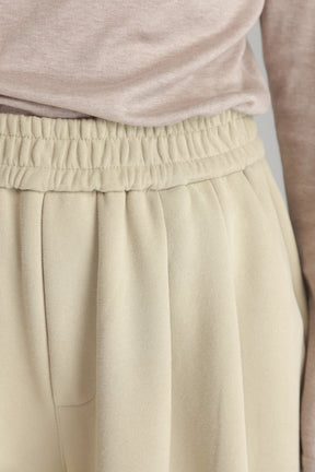 מכנסי בילי בז'