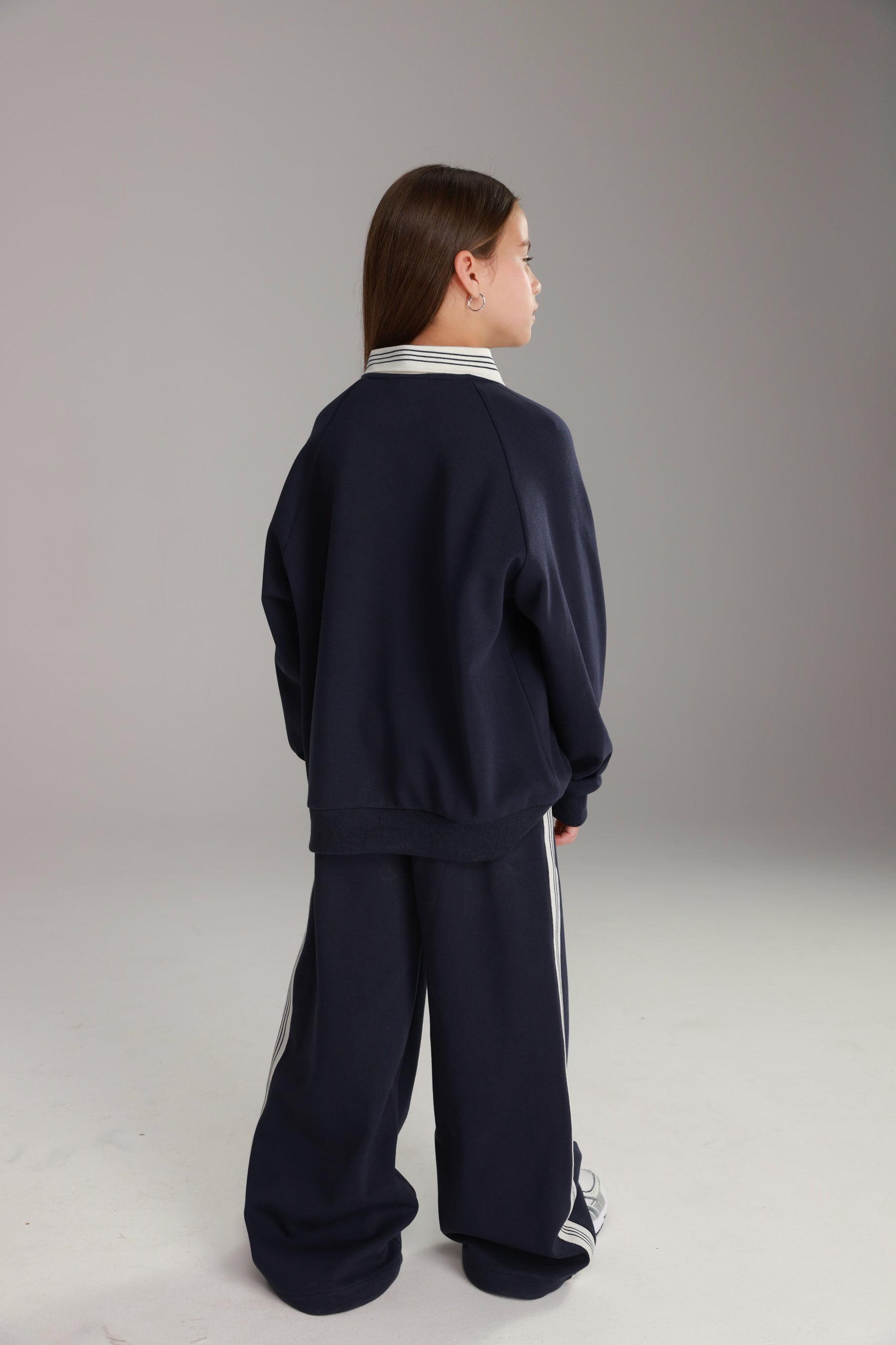 חליפת קמי נייבי