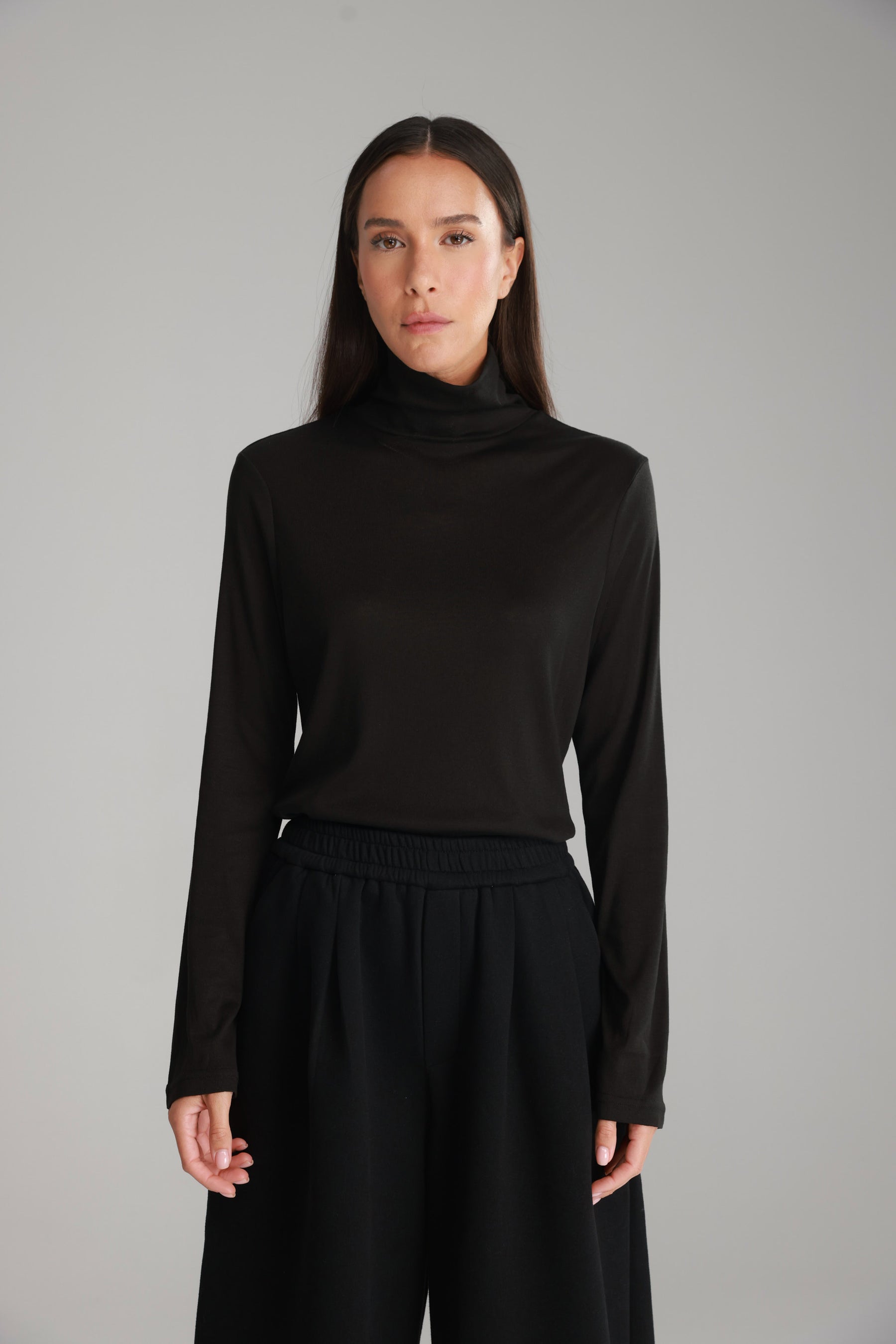 חולצת גולף בריאנה שחורה