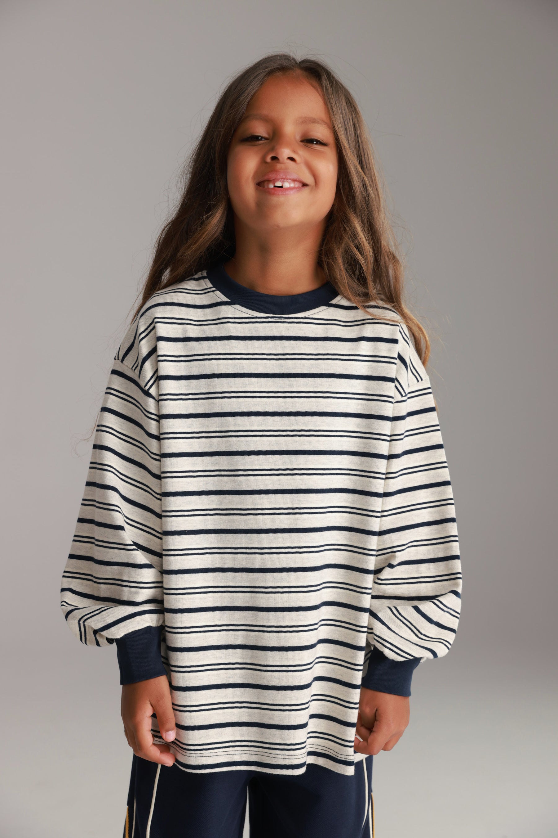 חולצת אווה אפור/נייבי