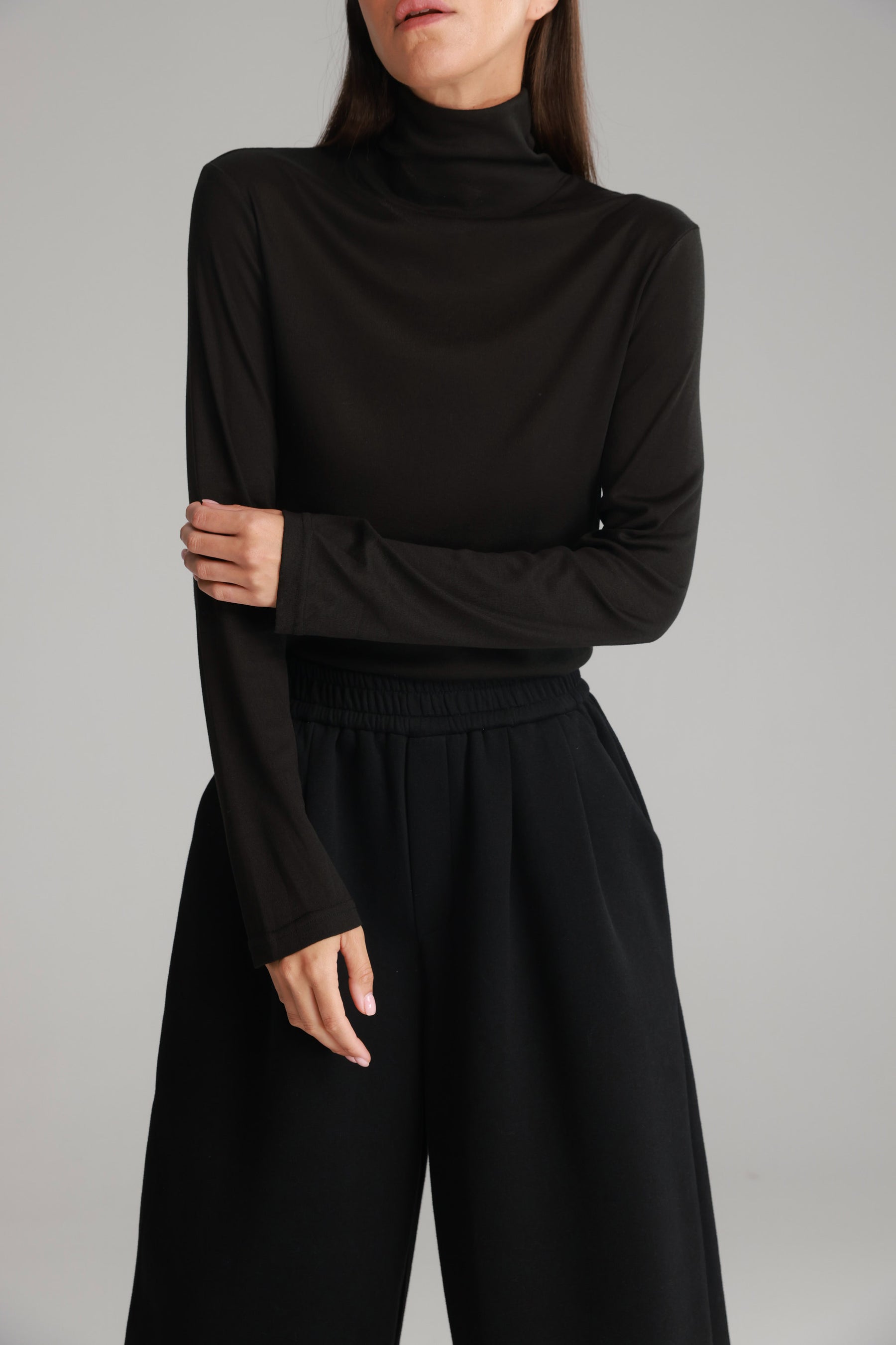 חולצת גולף בריאנה שחורה