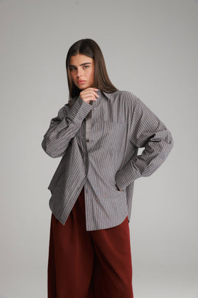 חולצת מקס מכופתרת אפורה