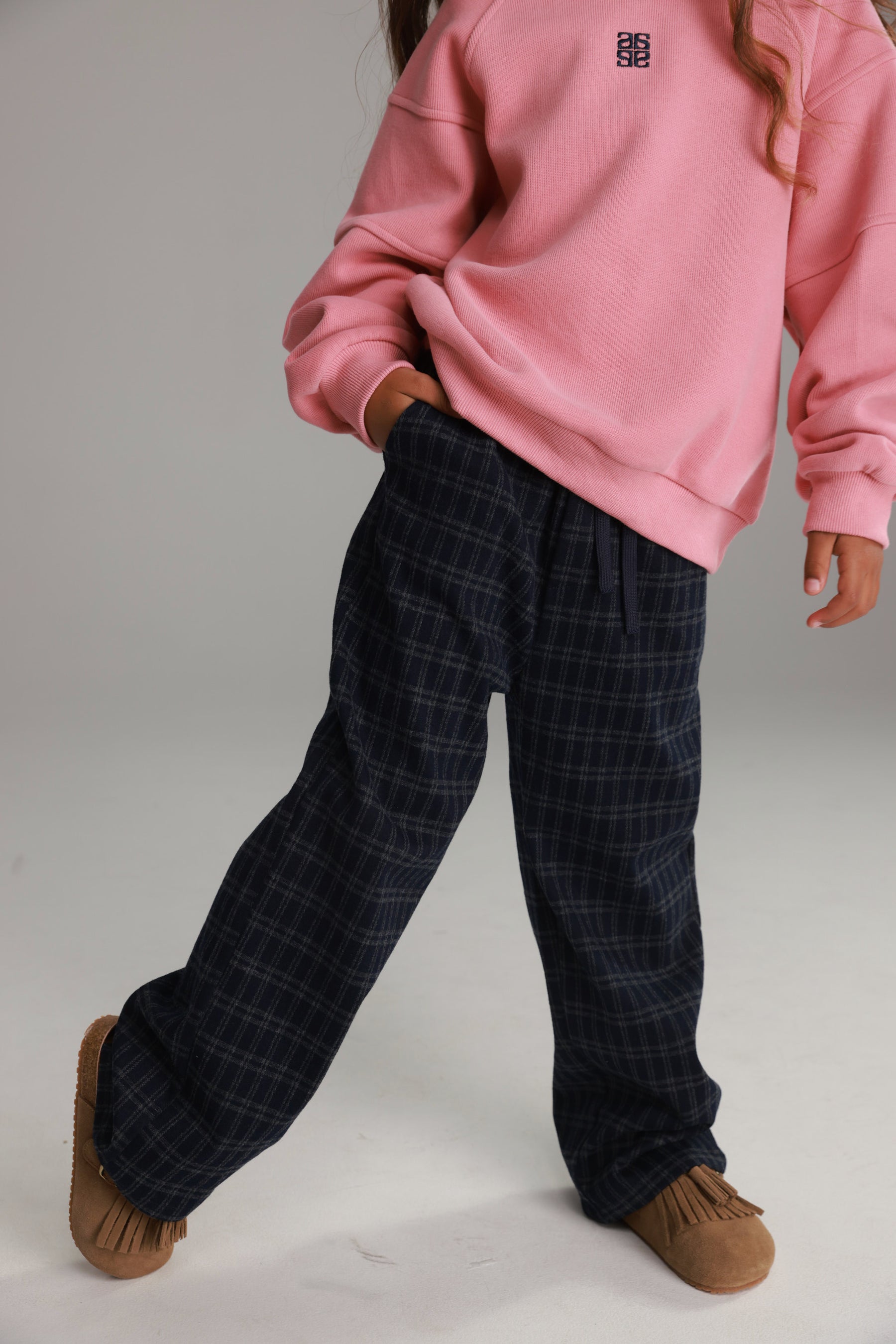 מכנסי אנטון נייבי