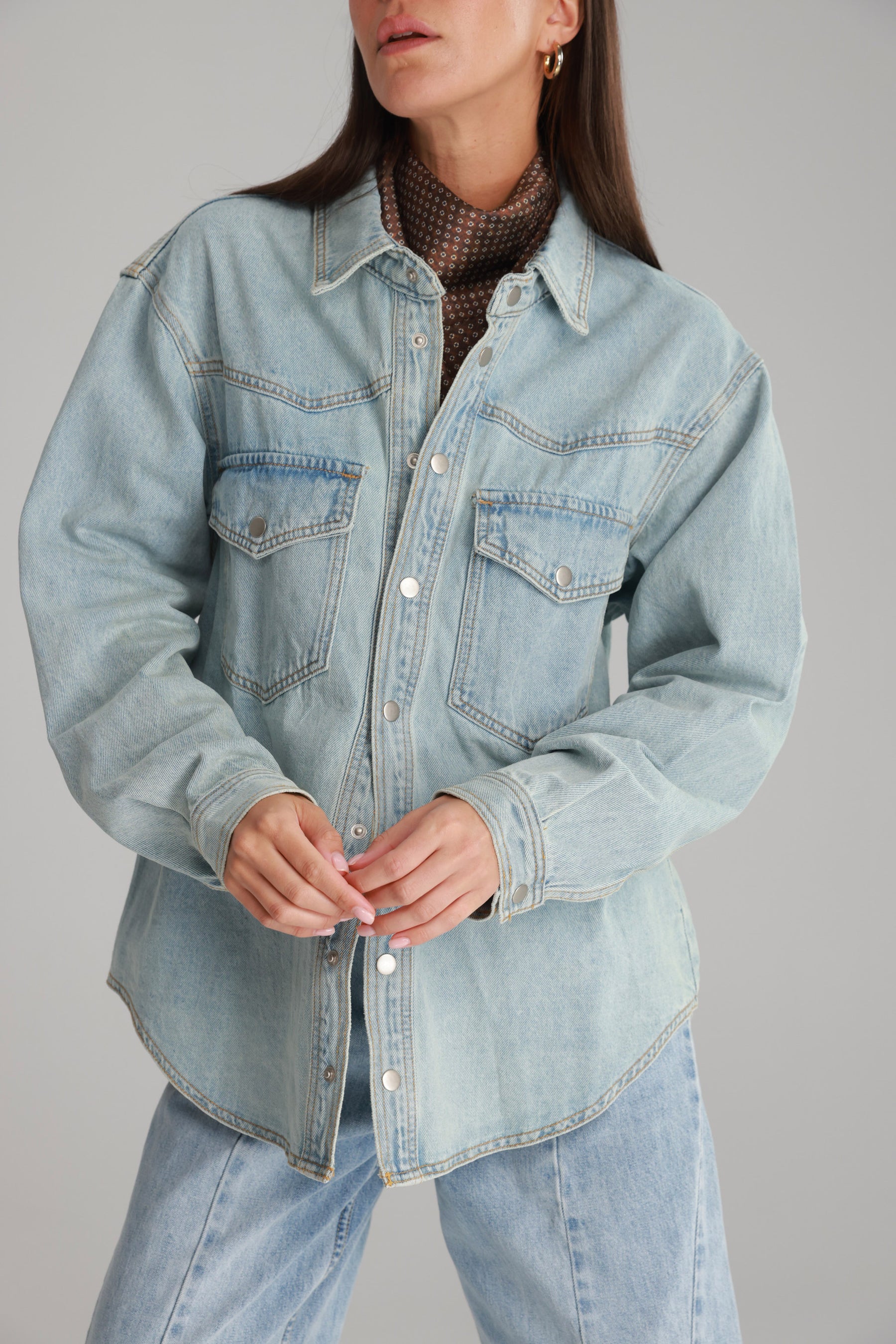 ג'קט ג'ינס אולדן כחול בהיר