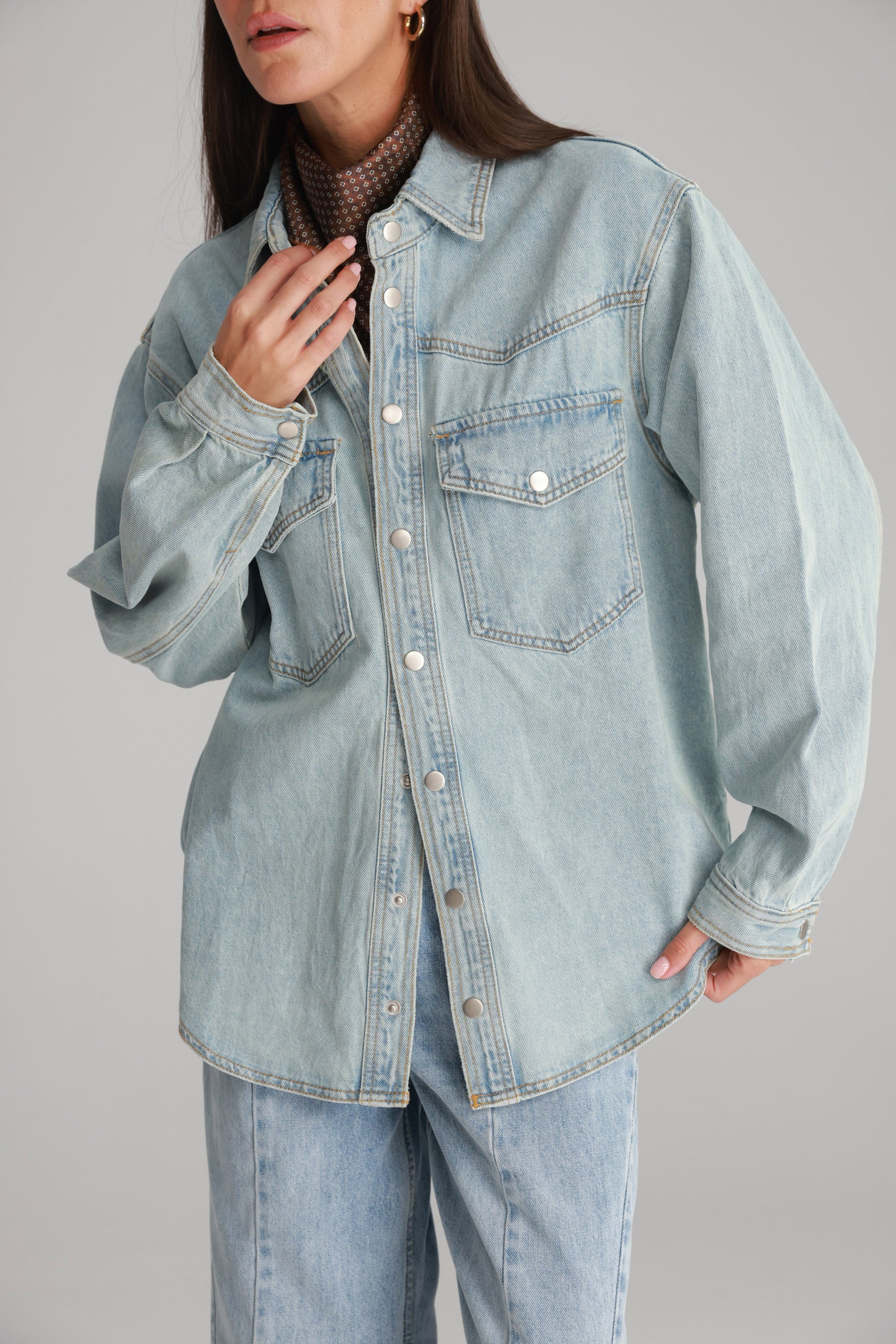 ג'קט ג'ינס אולדן כחול בהיר