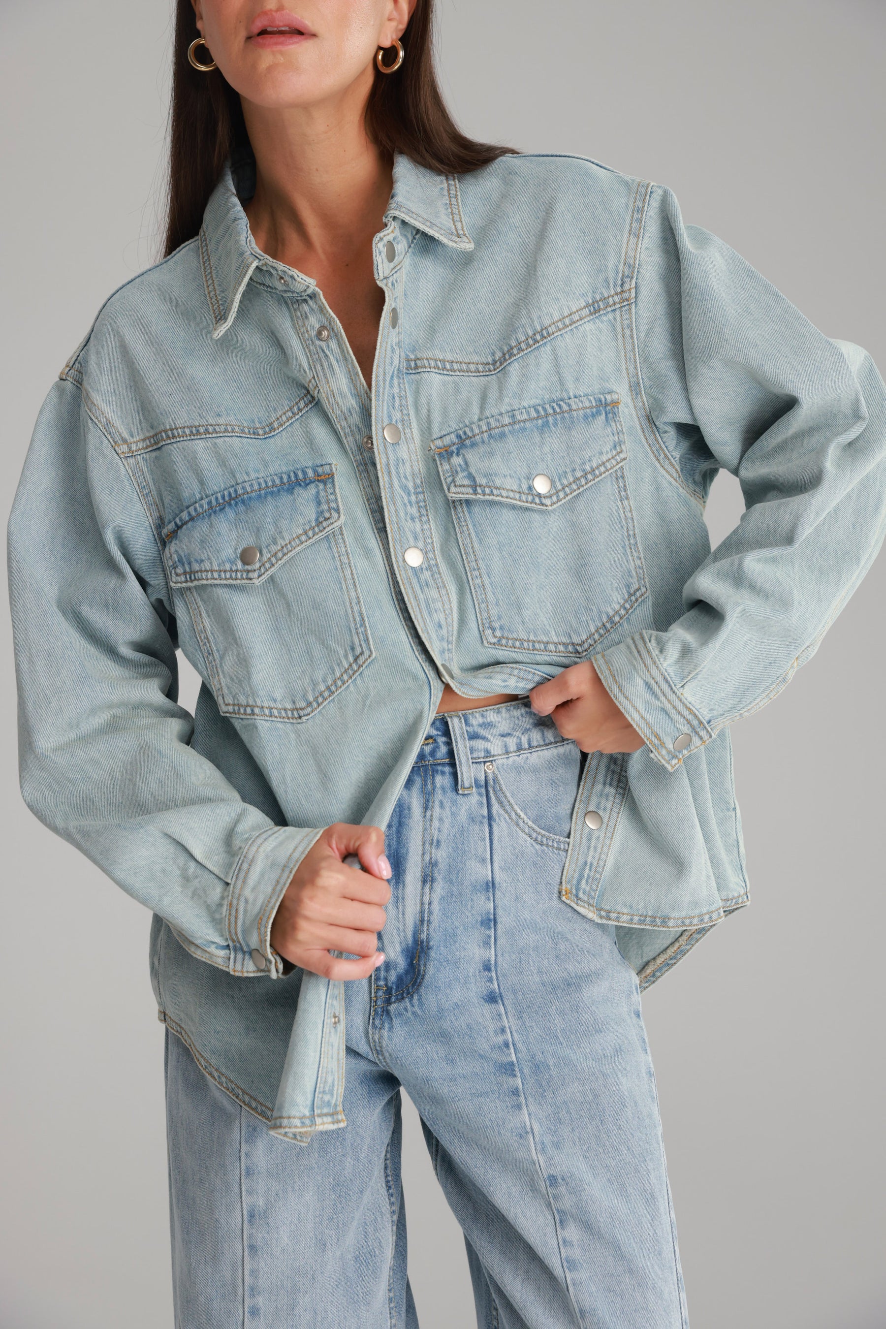 ג'קט ג'ינס אולדן כחול בהיר