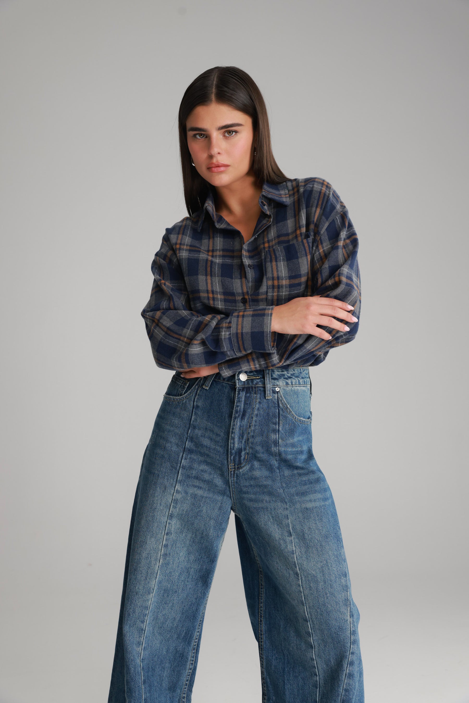 חולצת דרלין מכופתרת נייבי