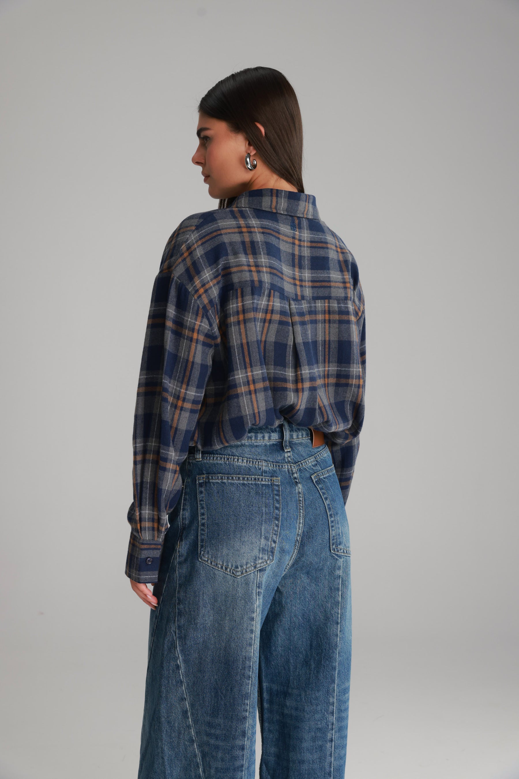 חולצת דרלין מכופתרת נייבי