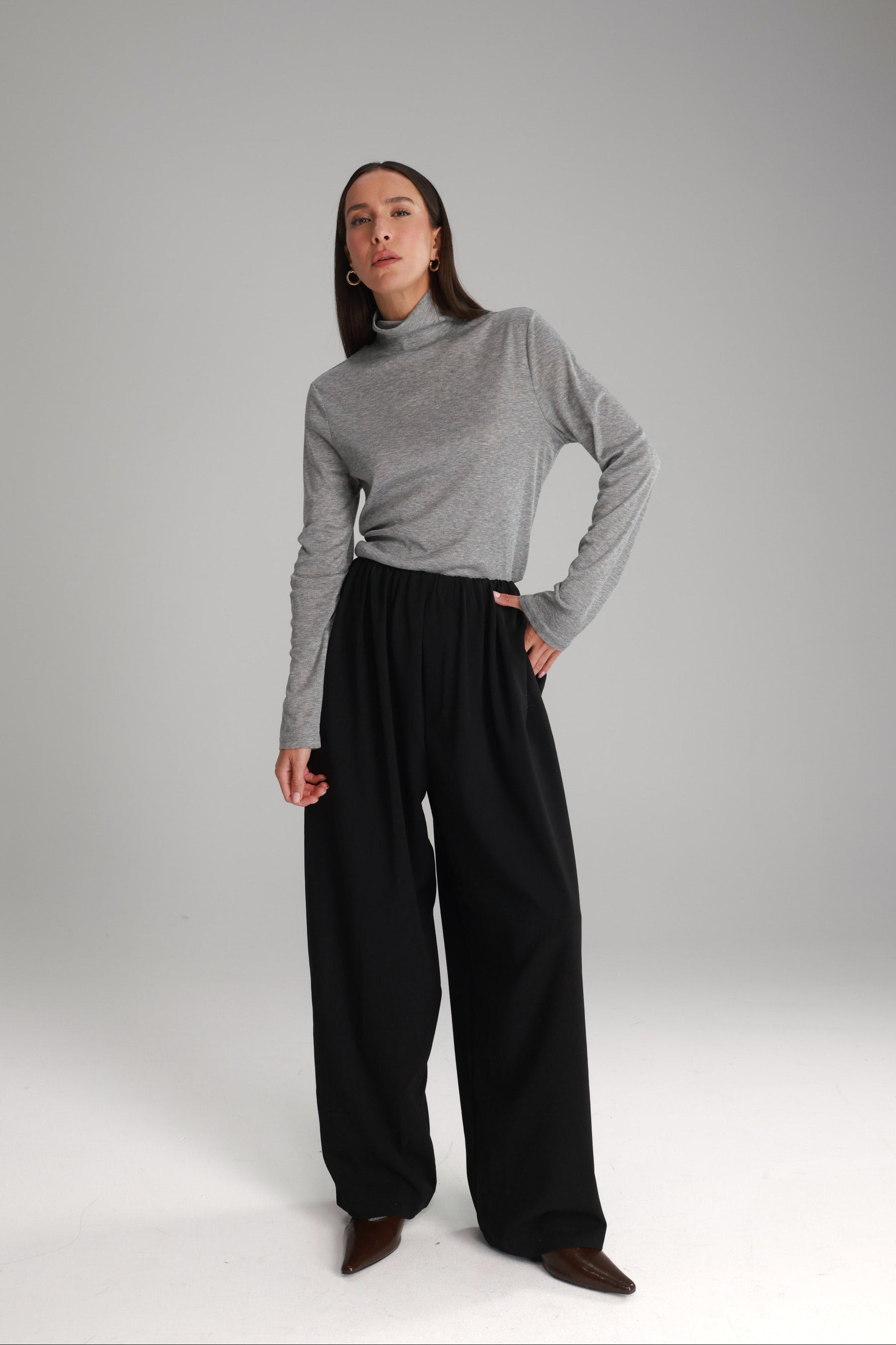 מכנסי מנואלה שחורים