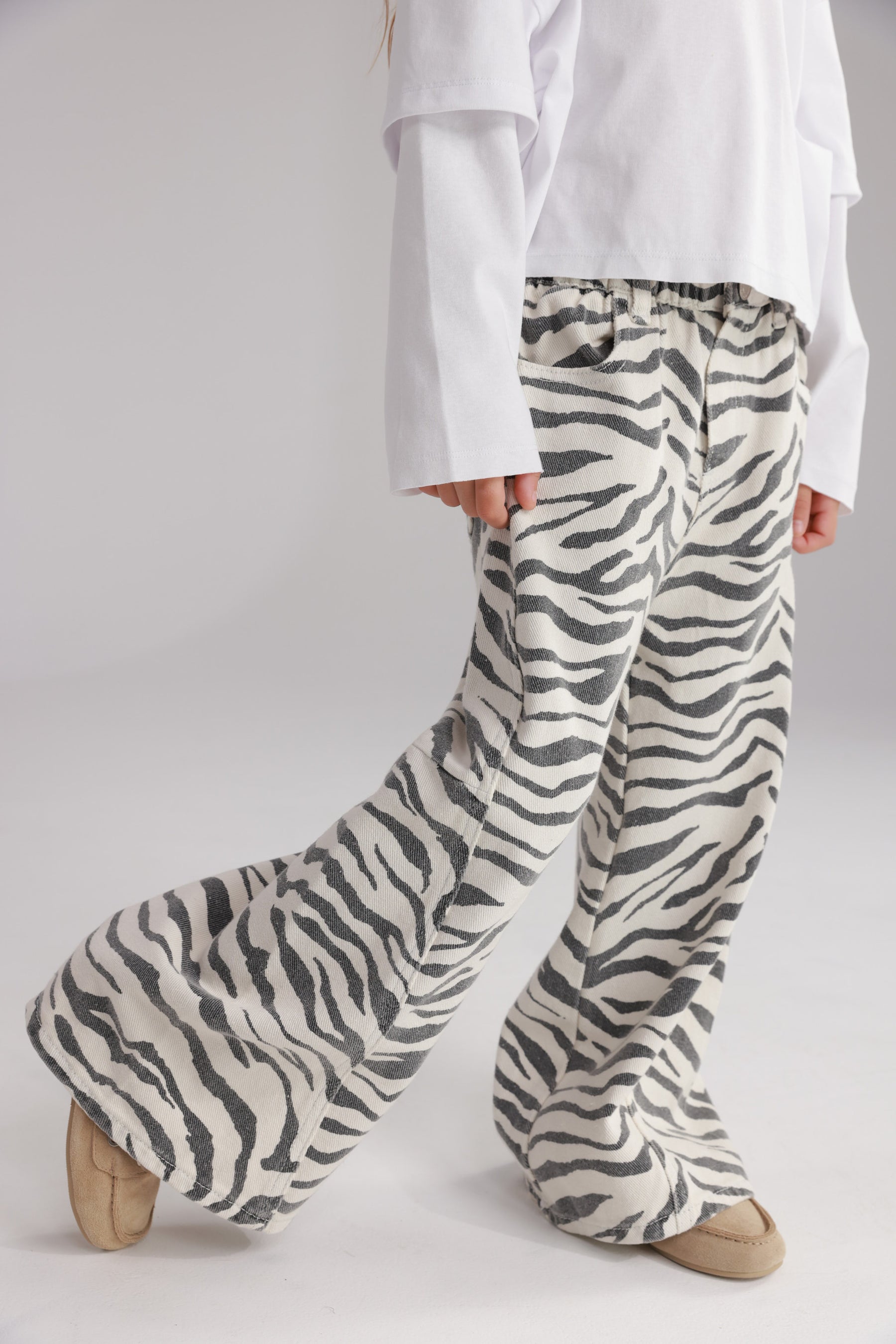 ג'ינס מרינה זברה