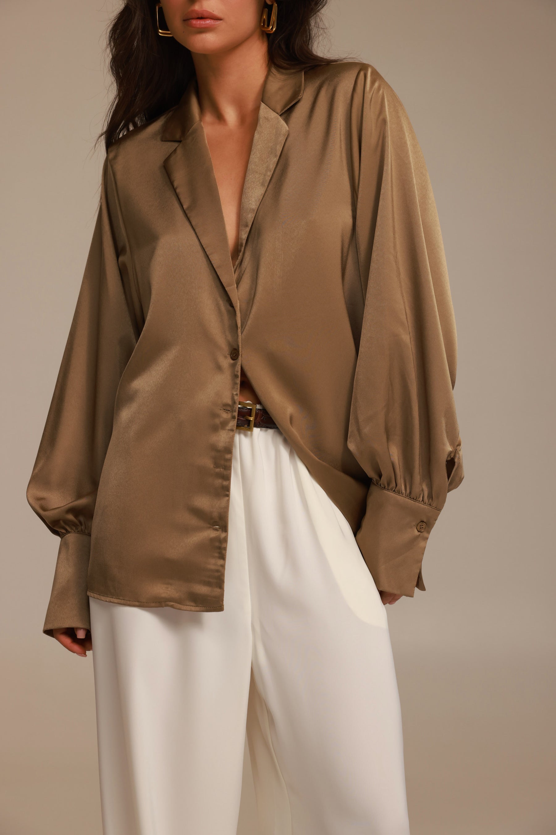 חולצת ויאנה מכופתרת חאקי