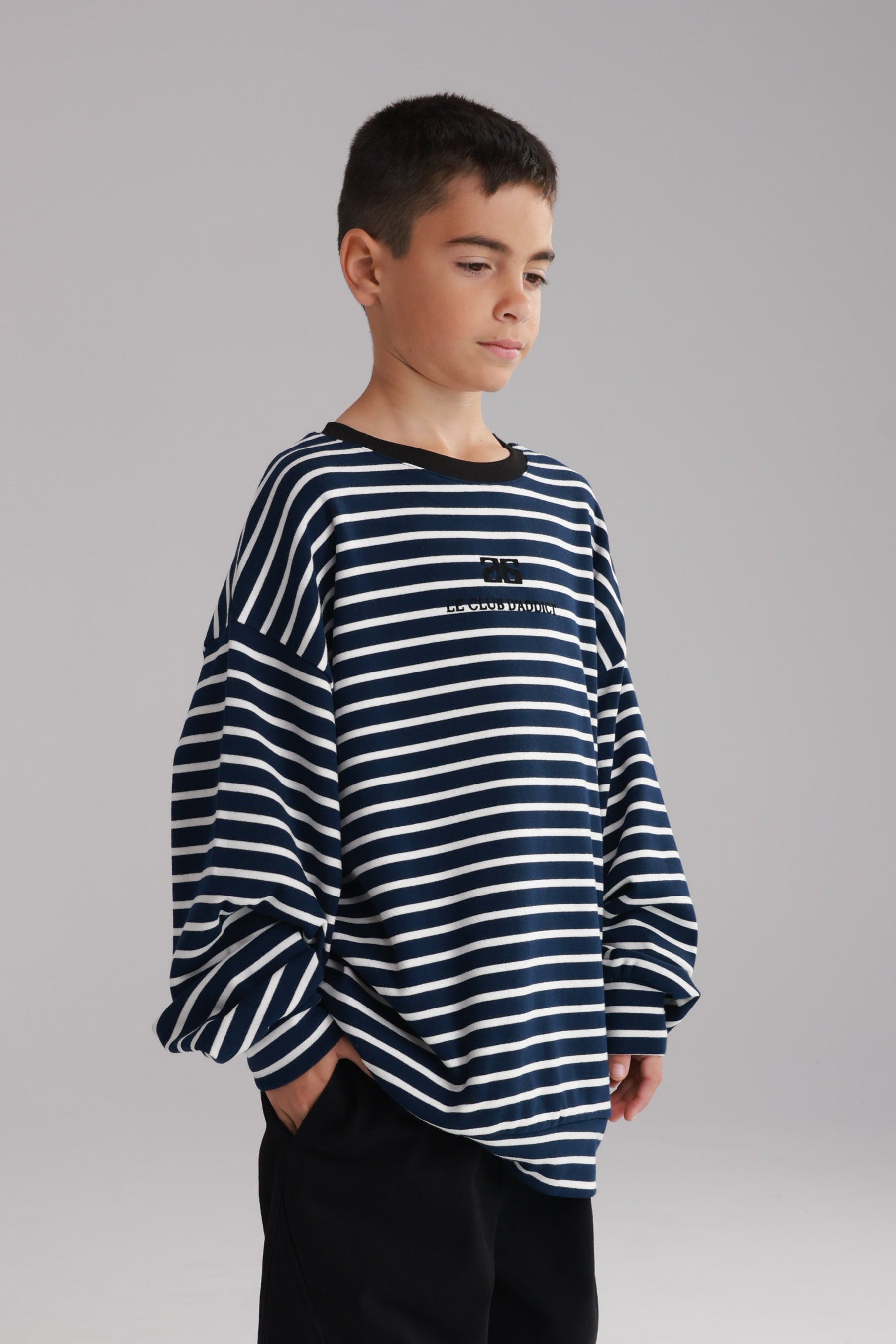 חולצת ברנדון נייבי/לבן