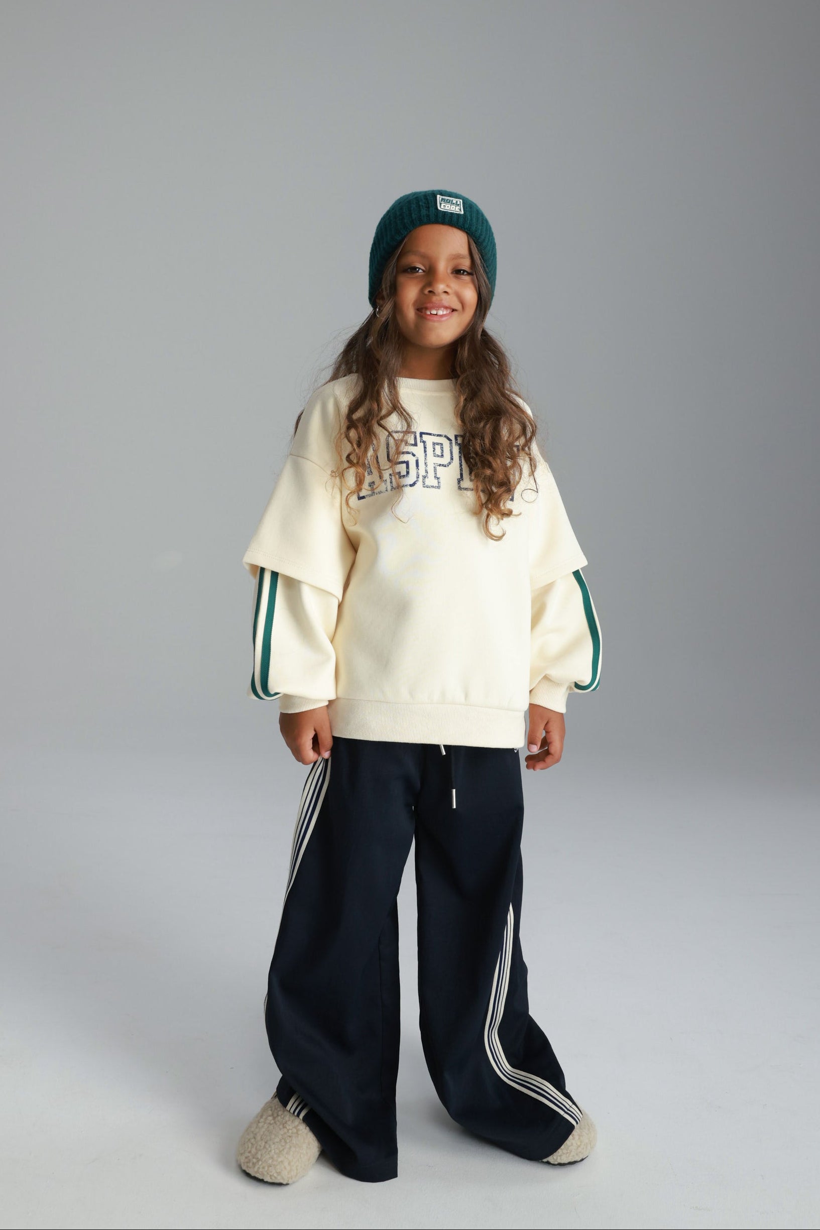 סוויטשירט אנני שמנת