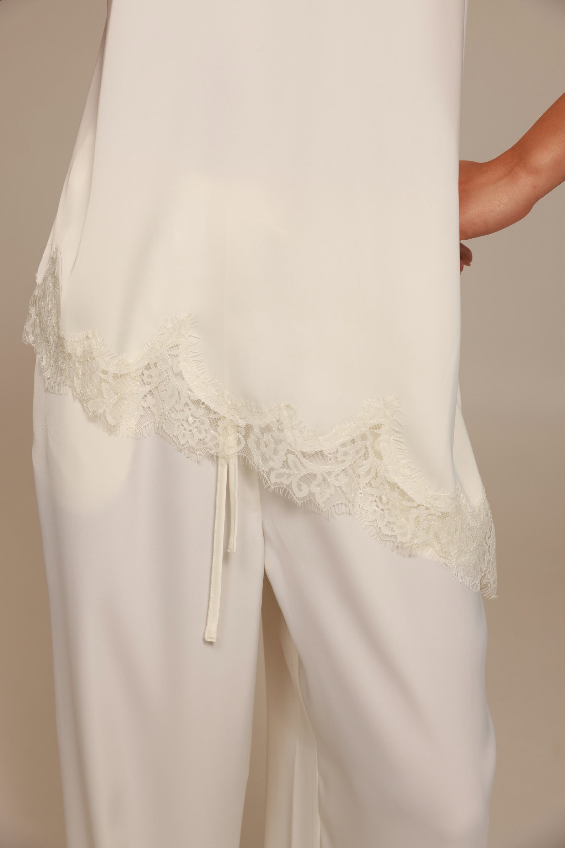 גופיית קולר סיאל שמנת