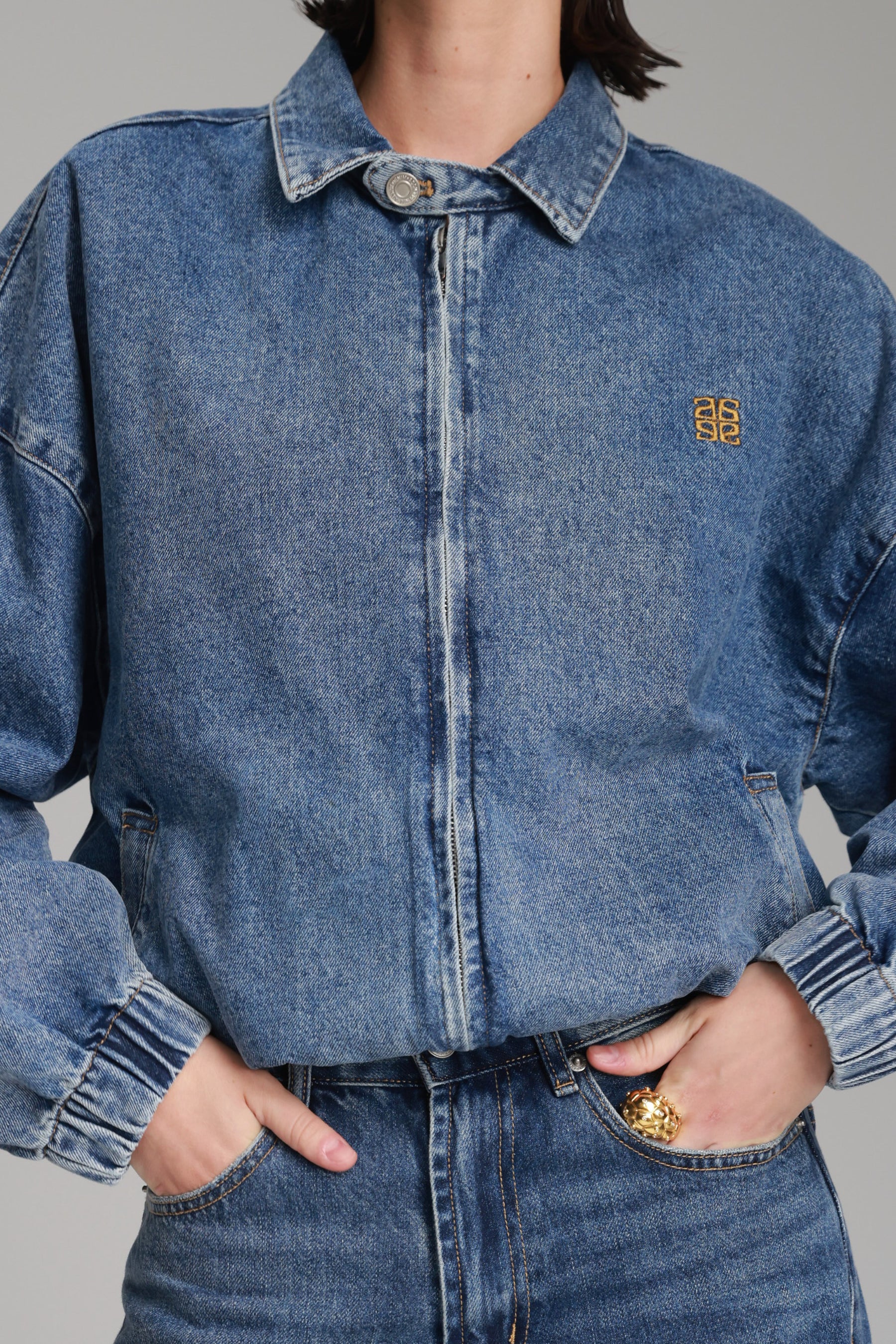 ג'קט ג'ינס תאי כחול כהה