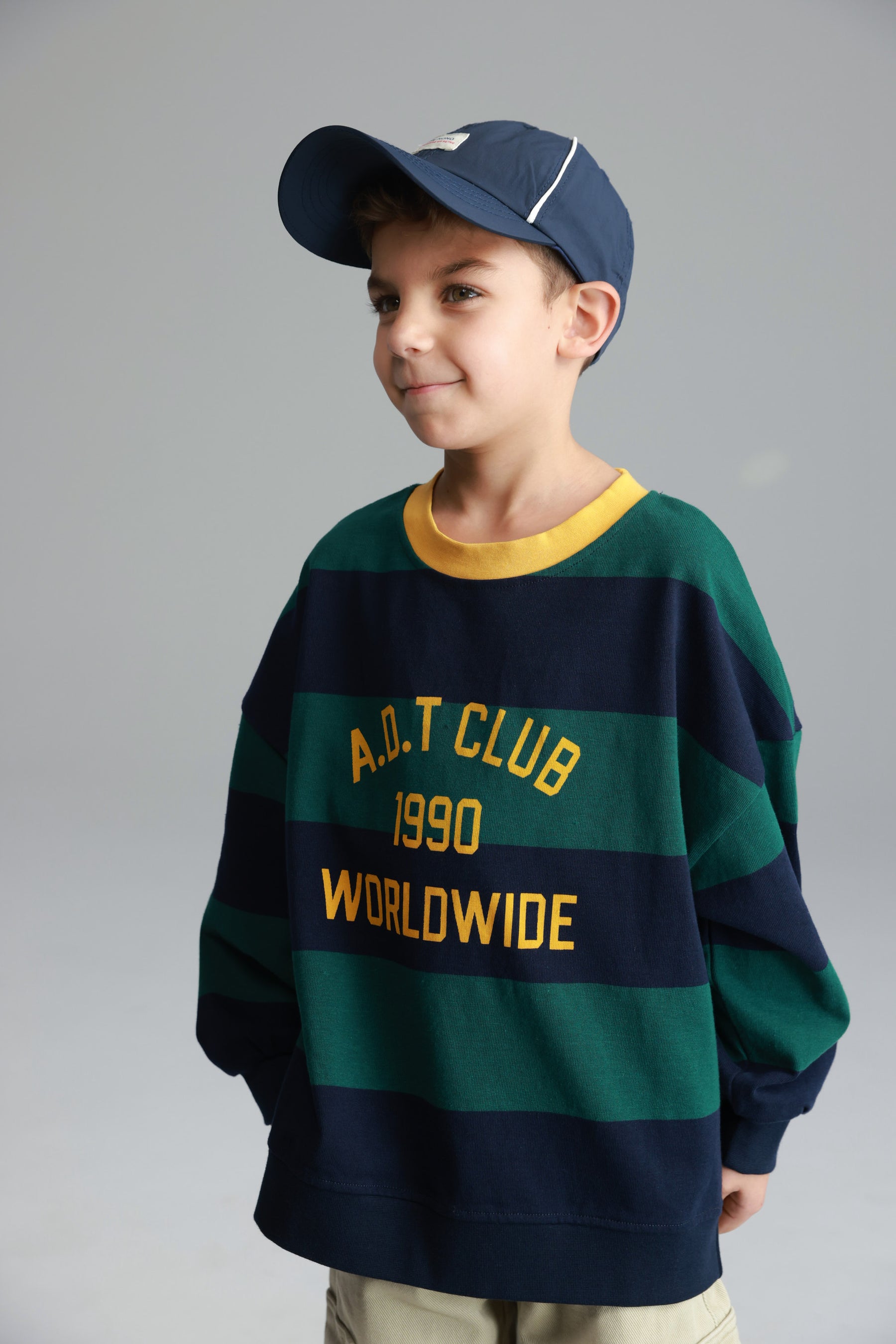 חולצת קאי נייבי/ירוק