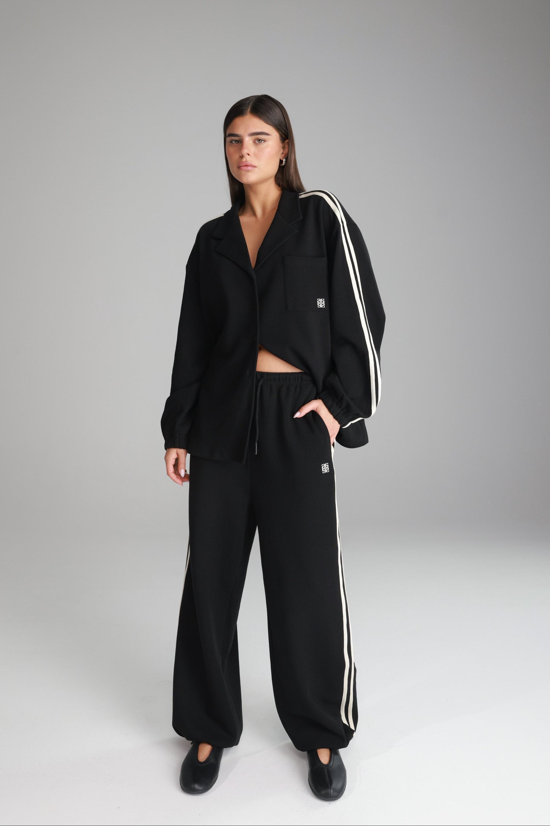 חליפת מלאני שחורה