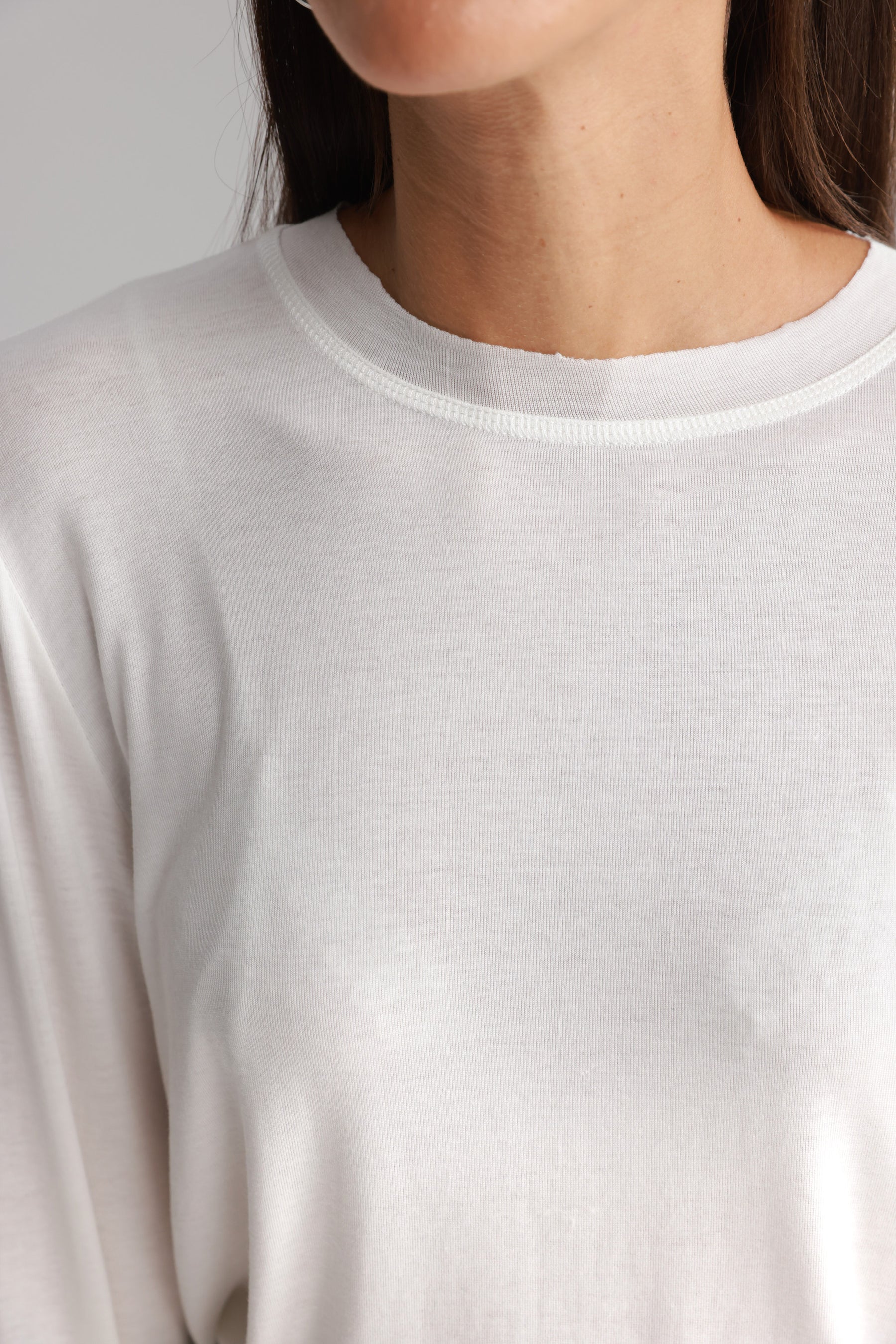 חולצת ביילין לבנה