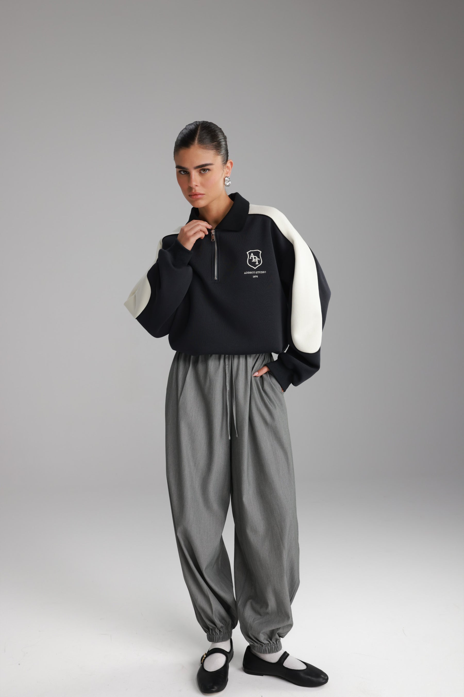 מכנסי אן אפור בהיר