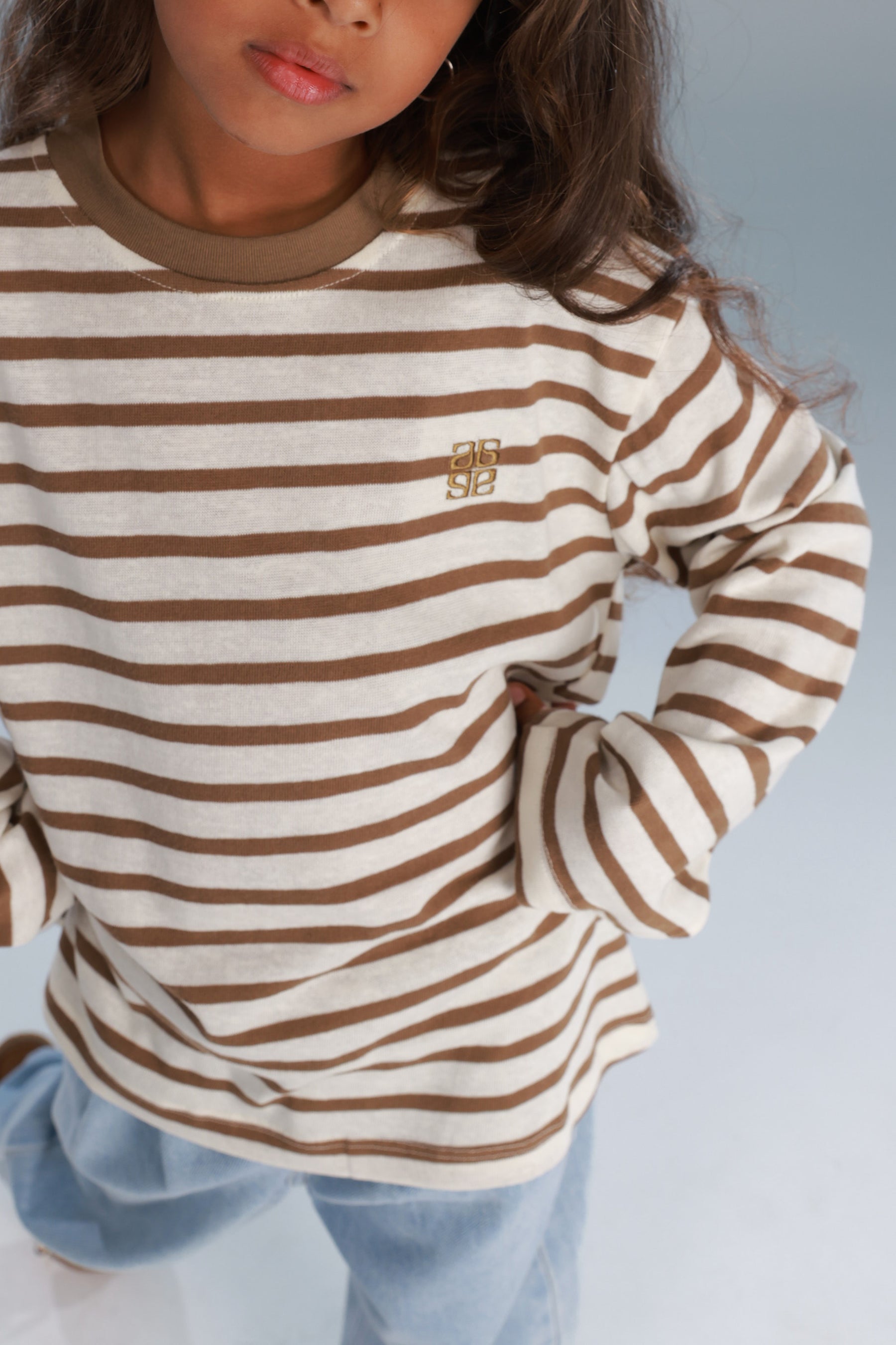 חולצת ניאו שמנת/חאקי