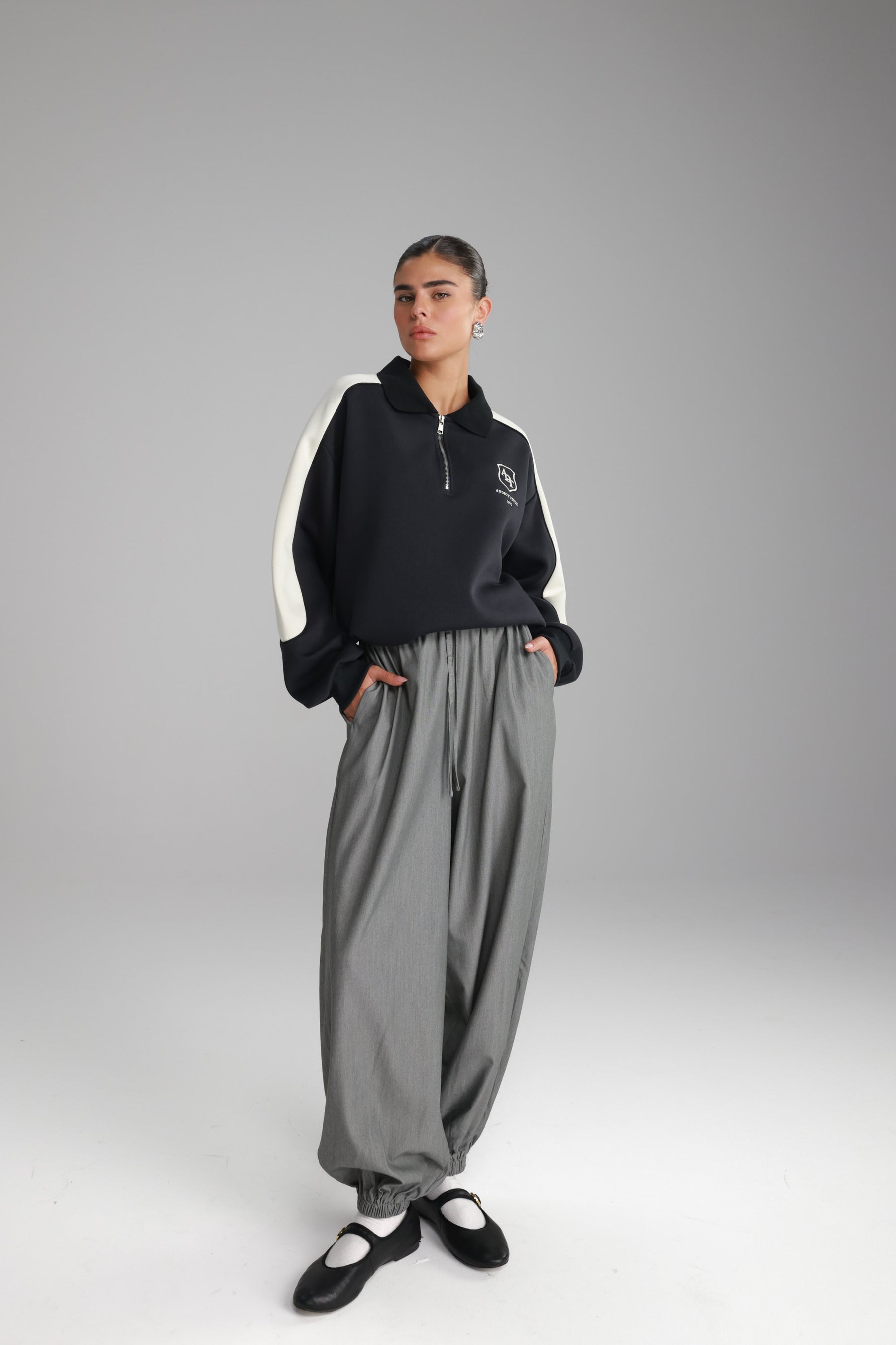 מכנסי אן אפור בהיר