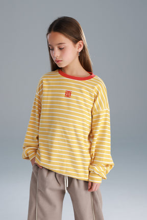 חולצת סולי צהובה