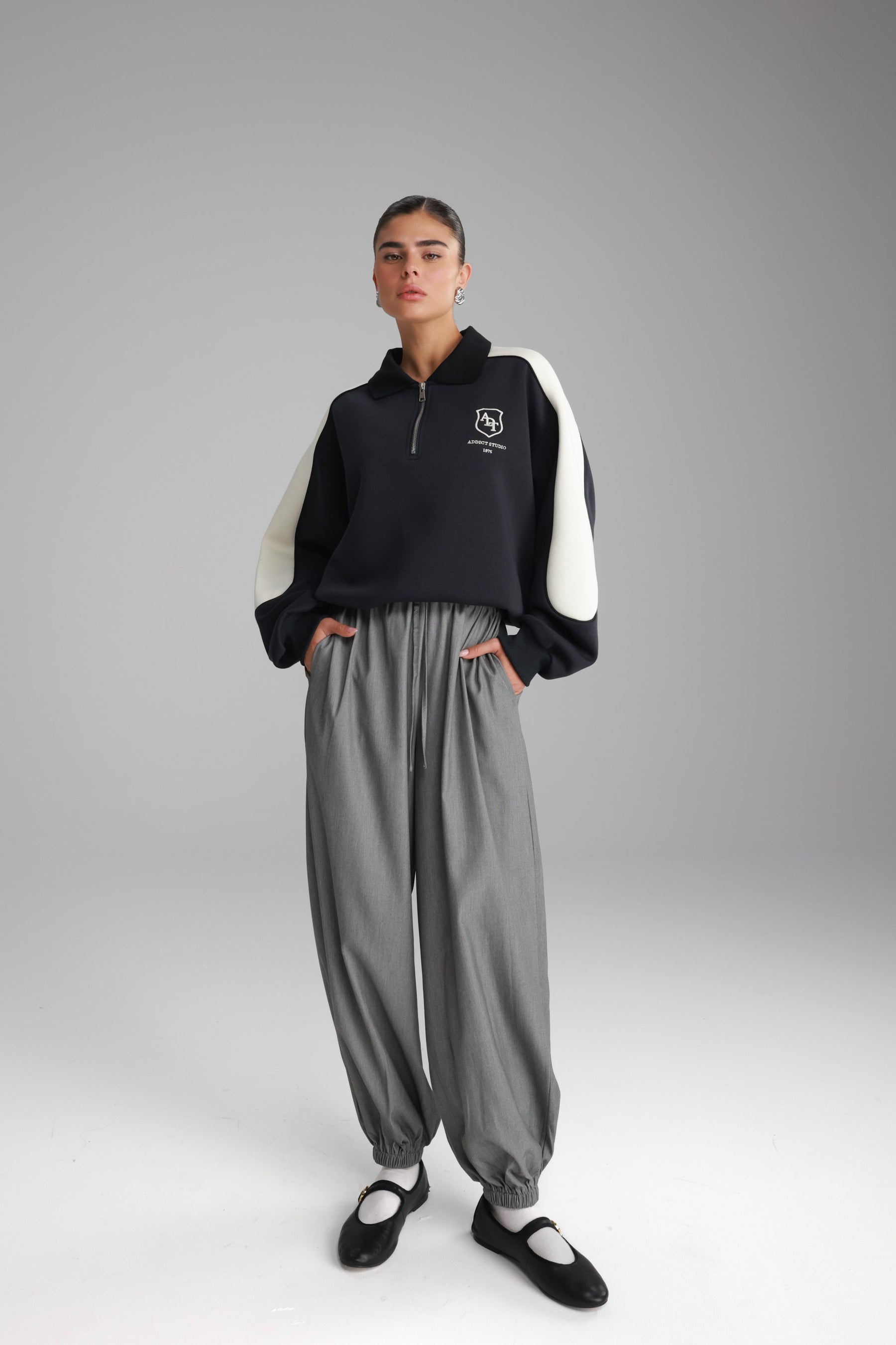 מכנסי אן אפור בהיר