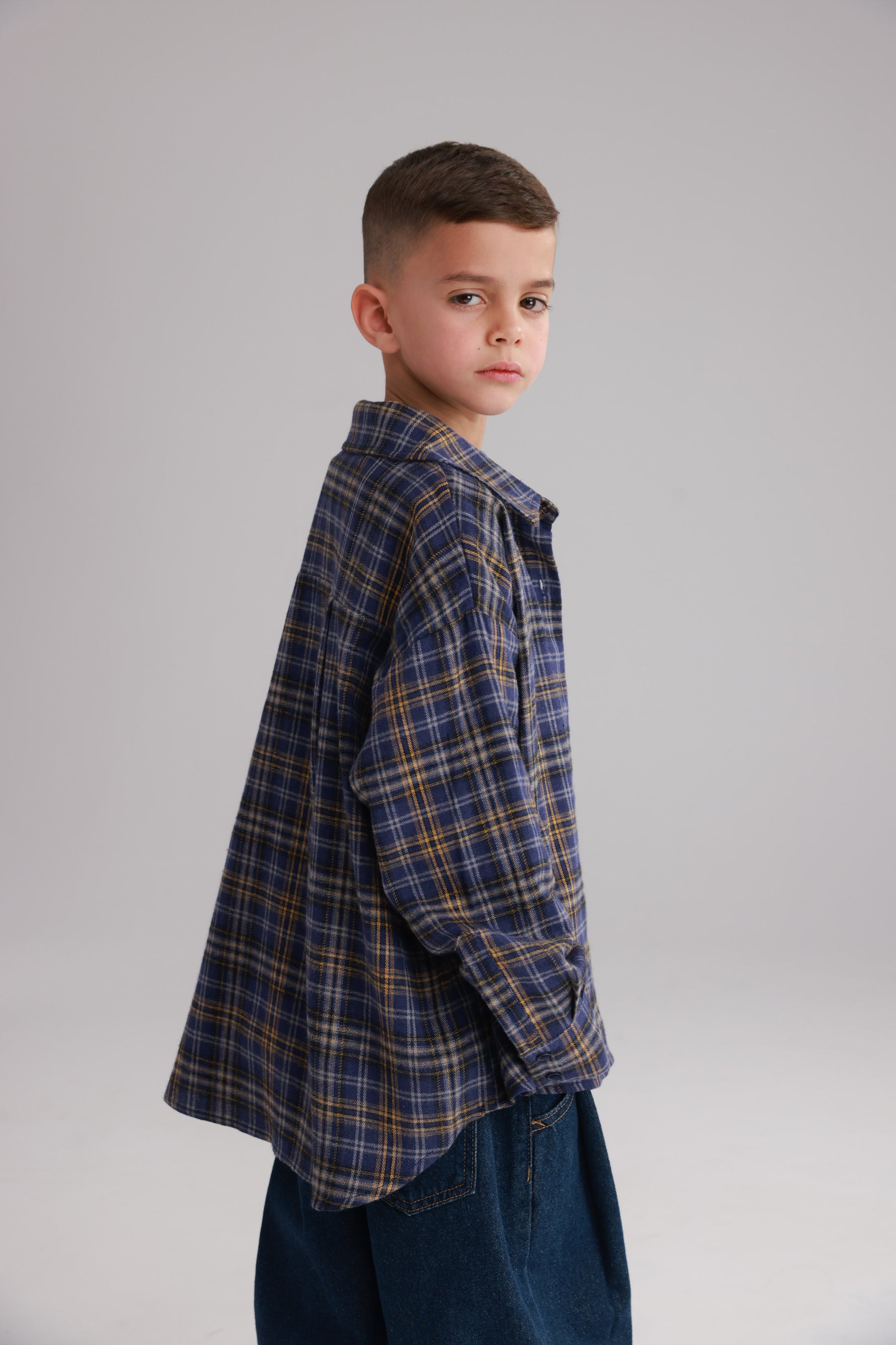 חולצת איב מכופתרת נייבי