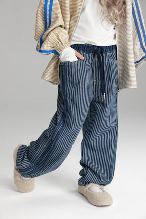 מכנסי ניק כחולים