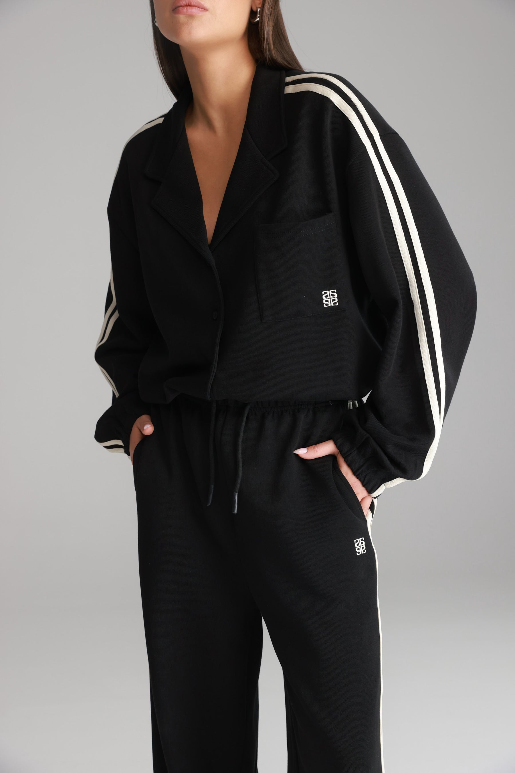 חליפת מלאני שחורה