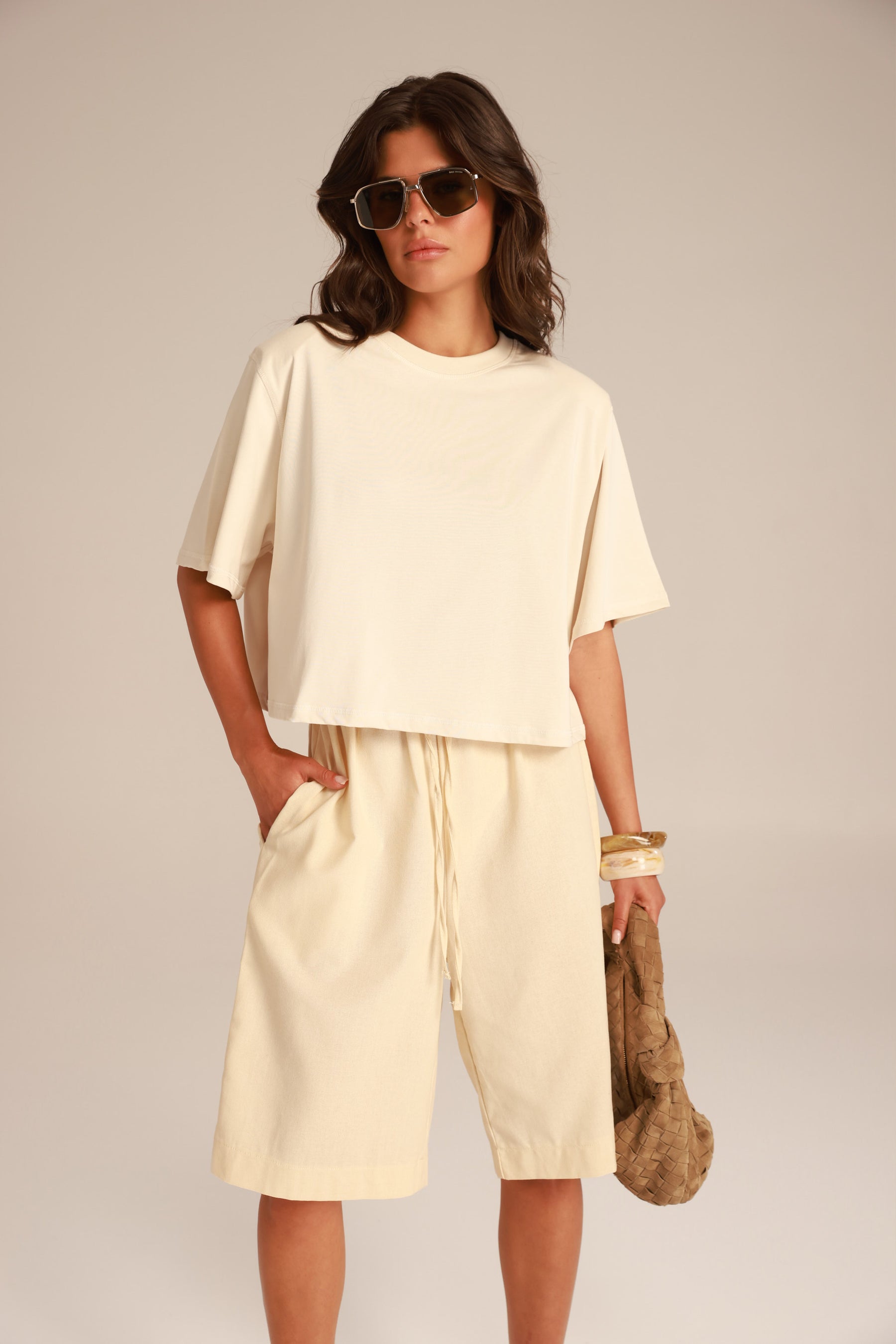 חולצת קרופ גפן בז'