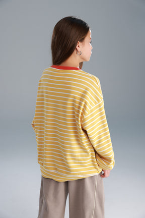 חולצת סולי צהובה