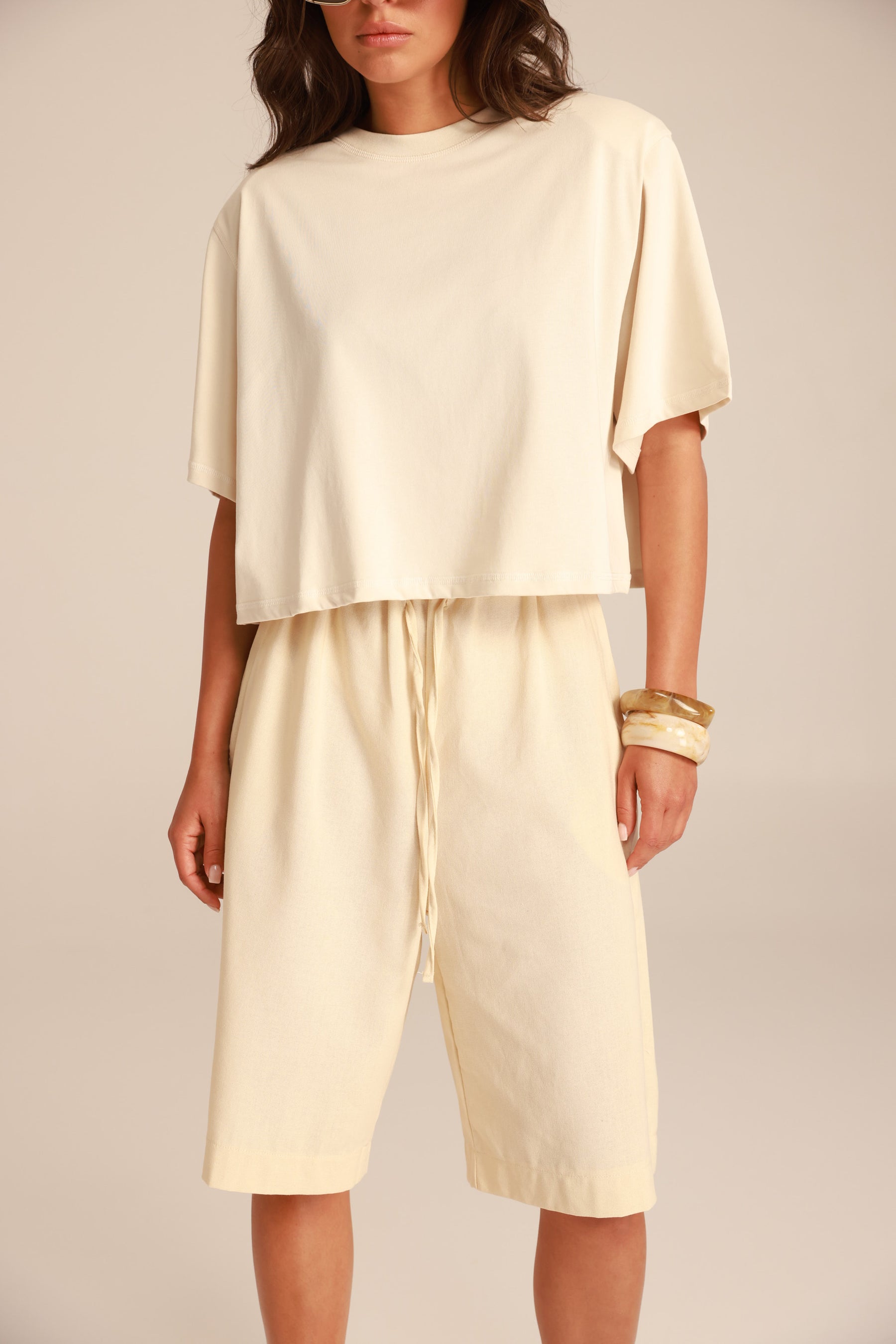 חולצת קרופ גפן בז'