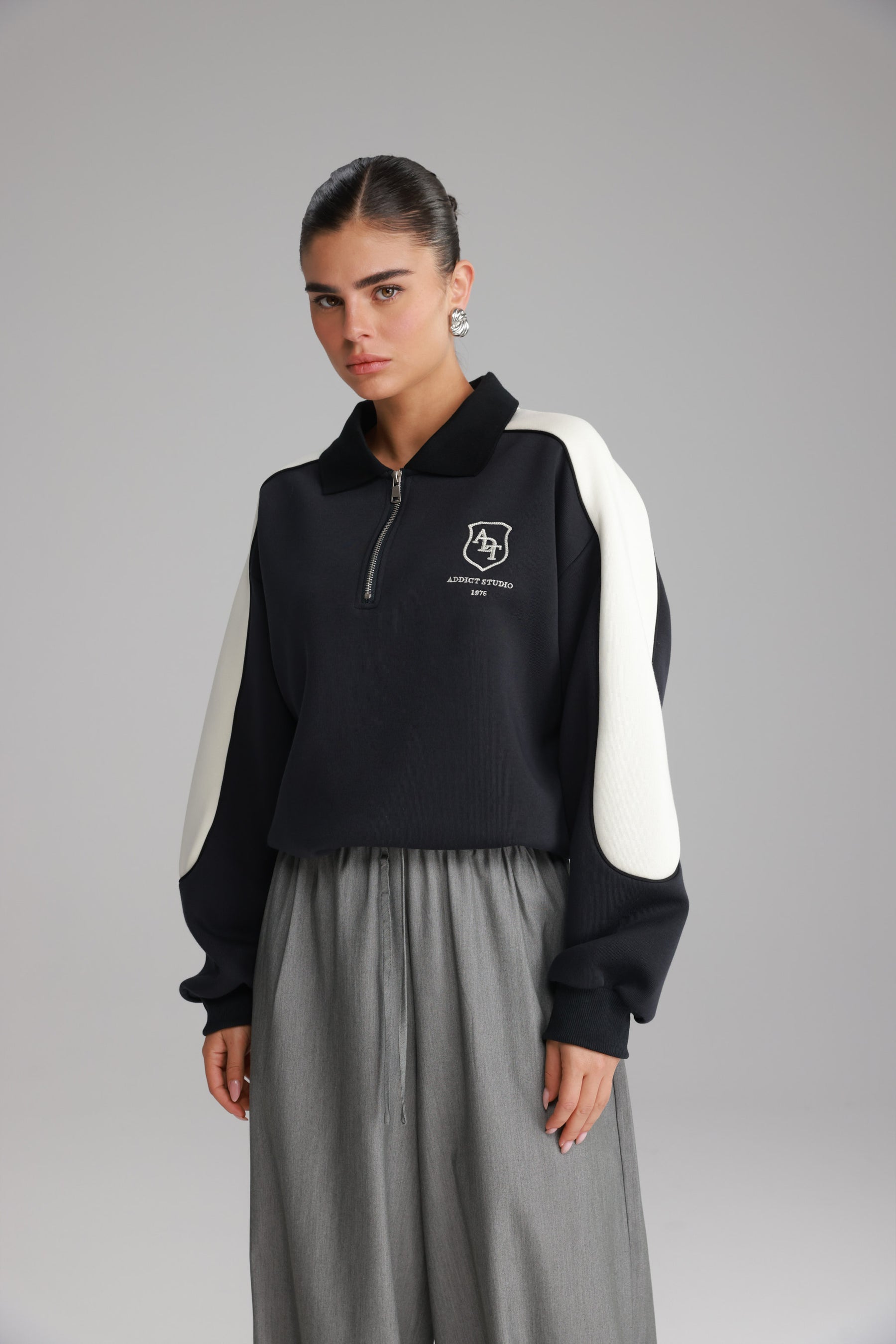 סוויטשירט מדלן שחור