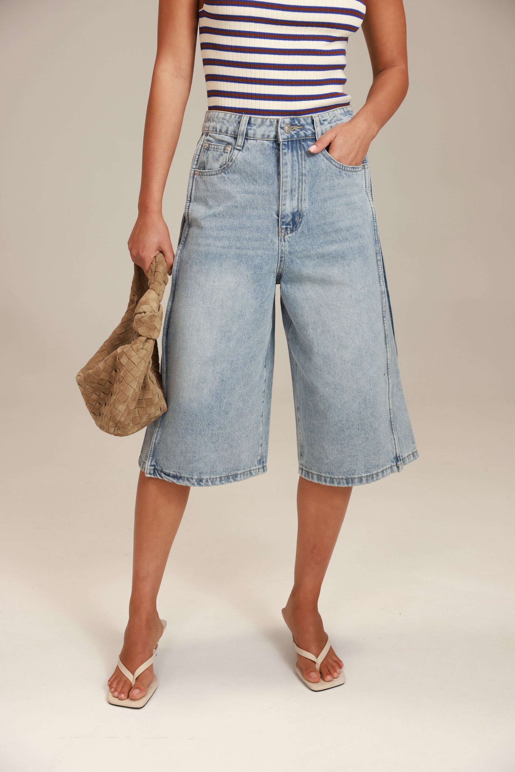 ג'ינס נאמס כחול בהיר