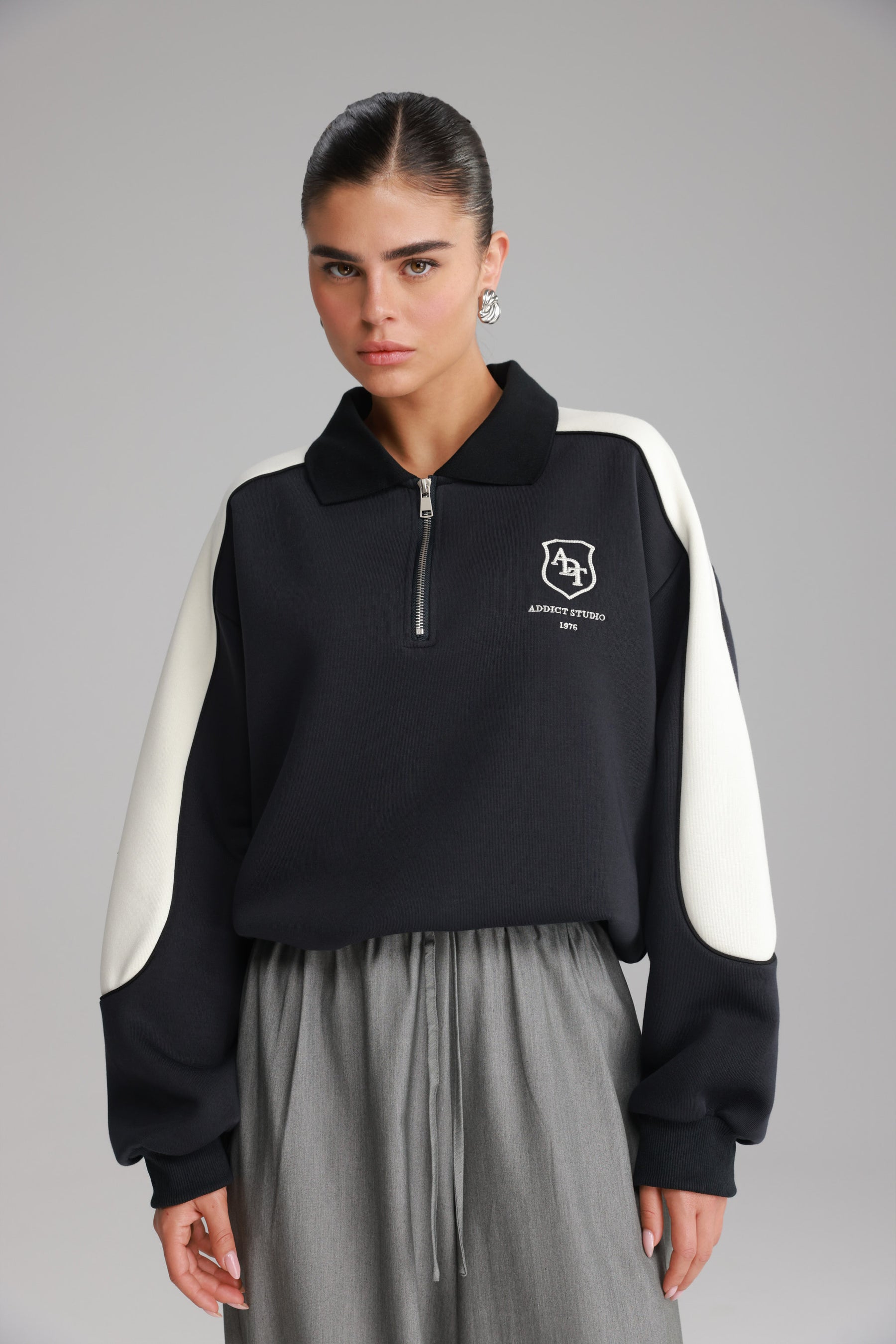 סוויטשירט מדלן שחור