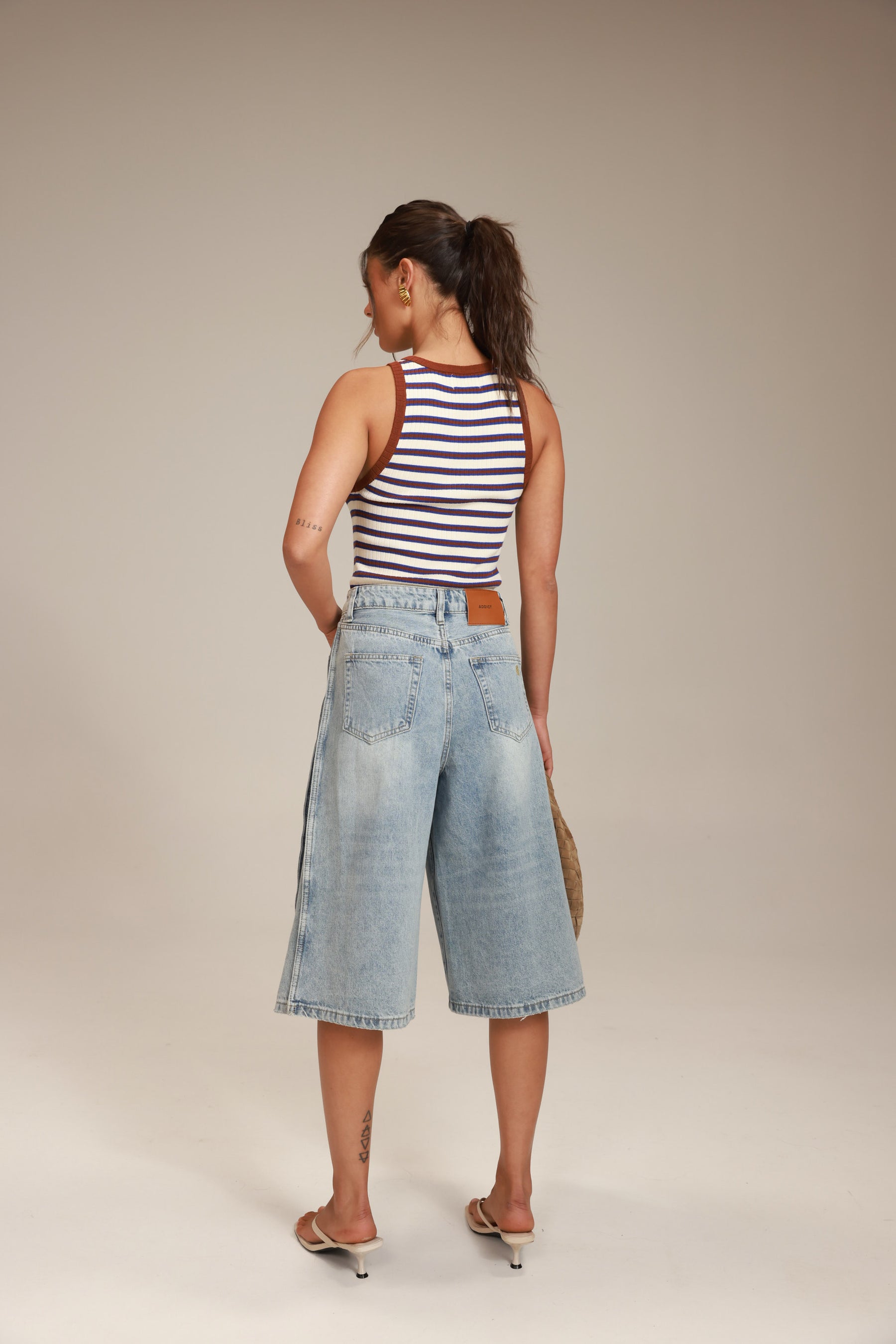 ג'ינס נאמס כחול בהיר