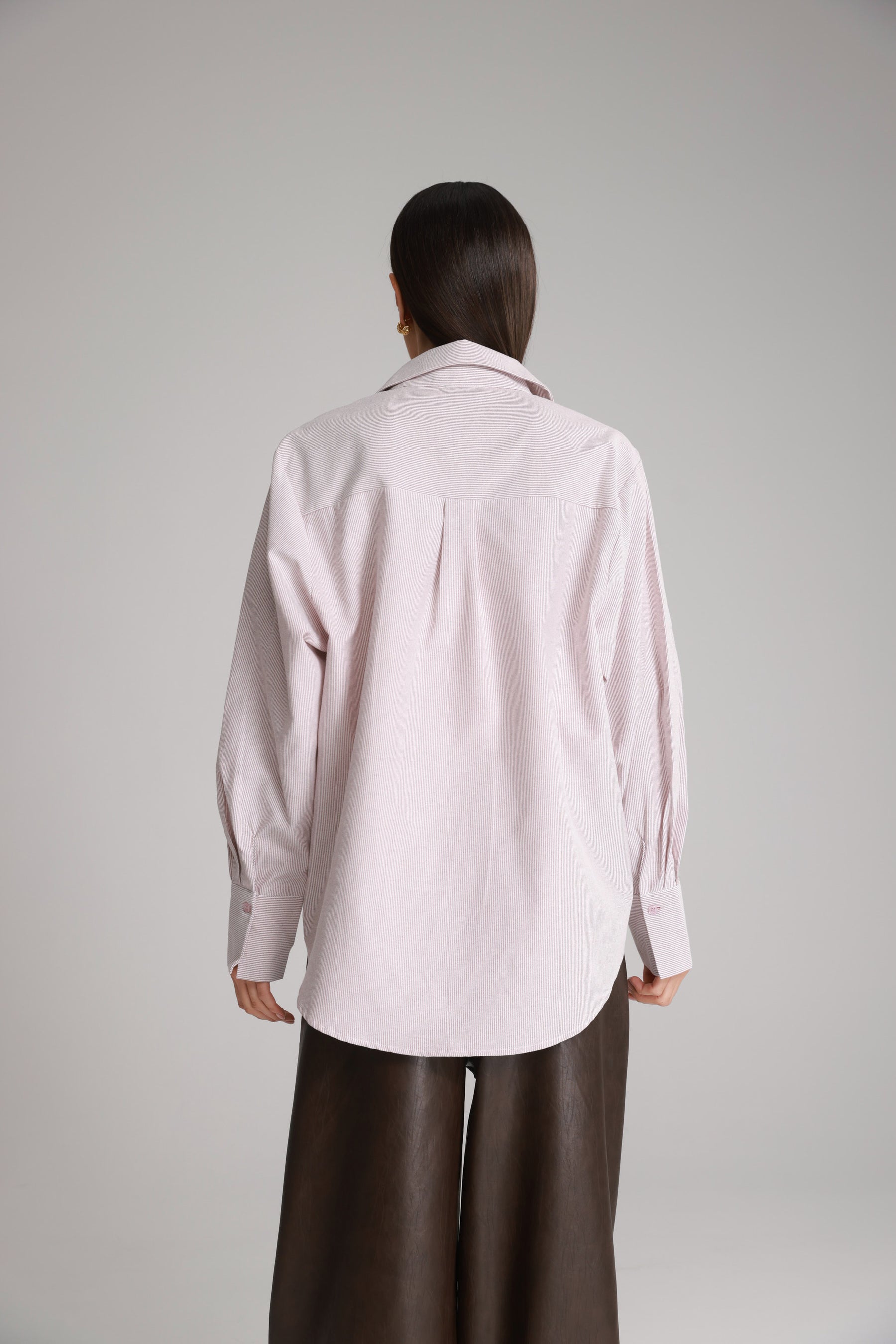 חולצת קיילי מכופתרת בורדו