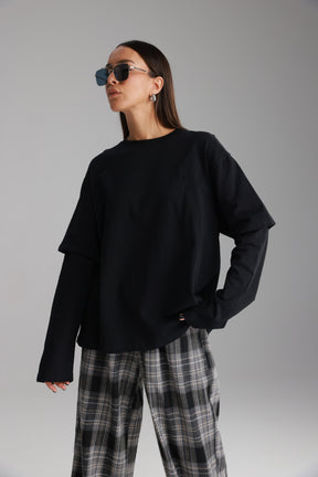 חולצת ולנטינה שחורה