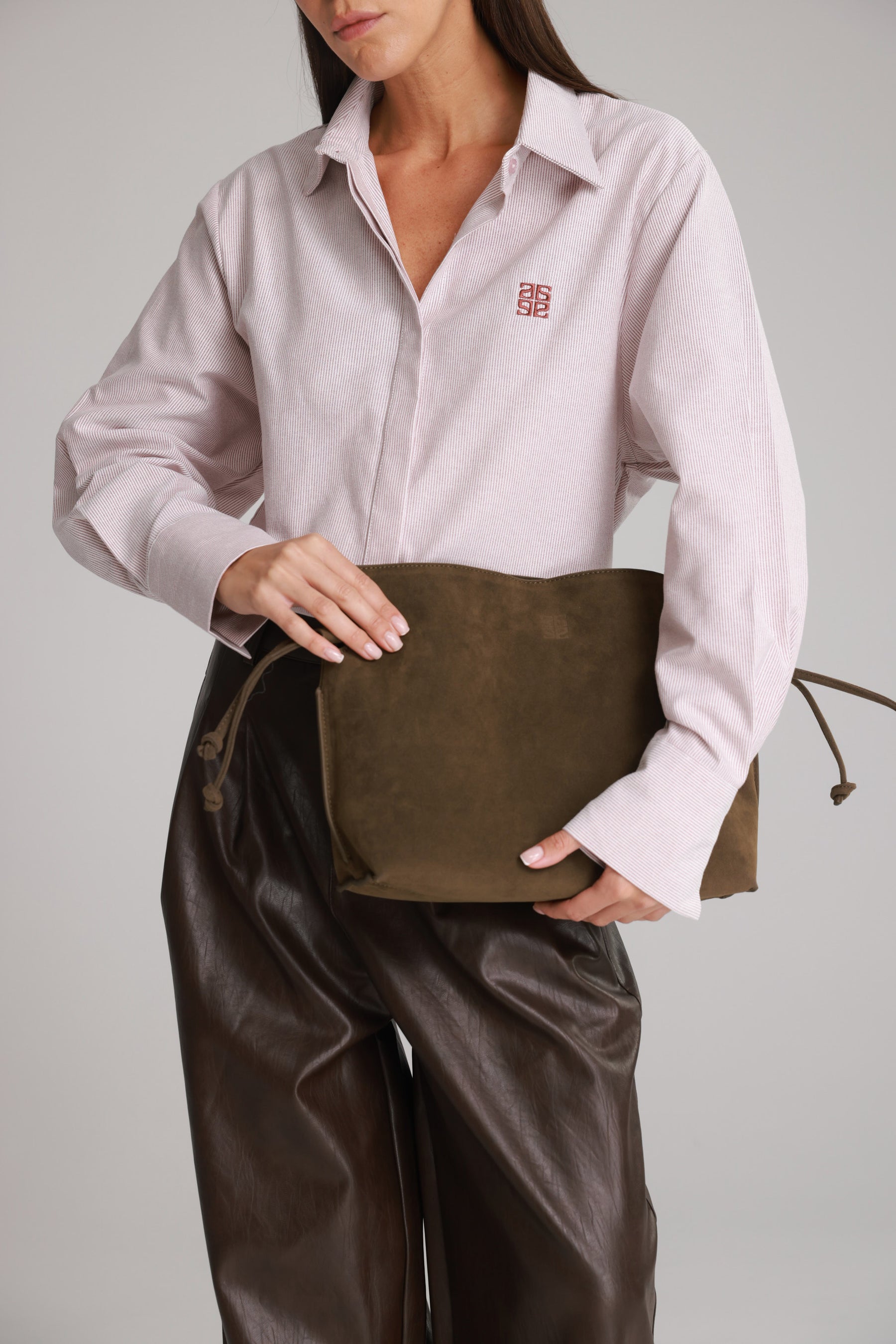 תיק מארי חאקי