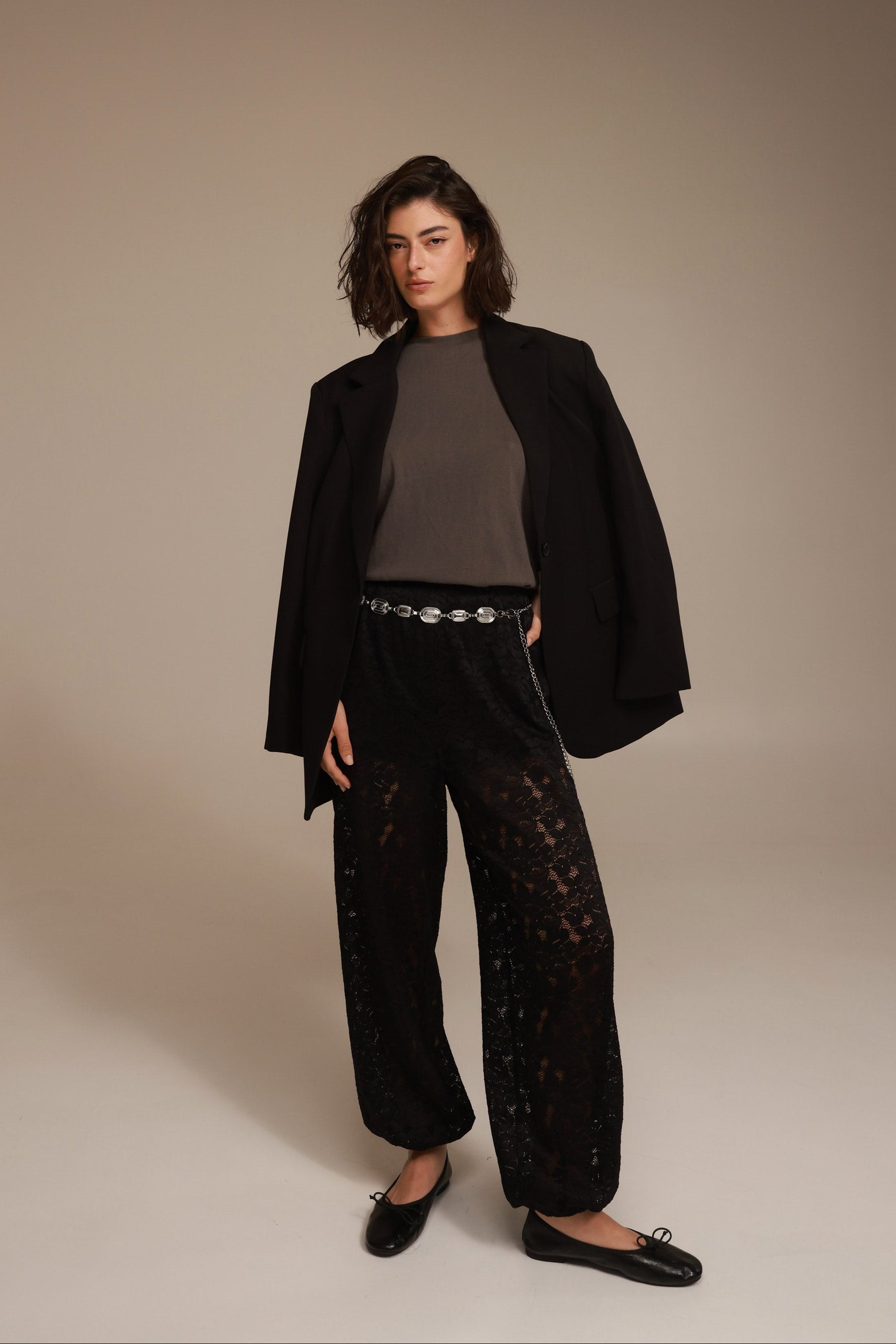 מכנסי קפרי שחורים