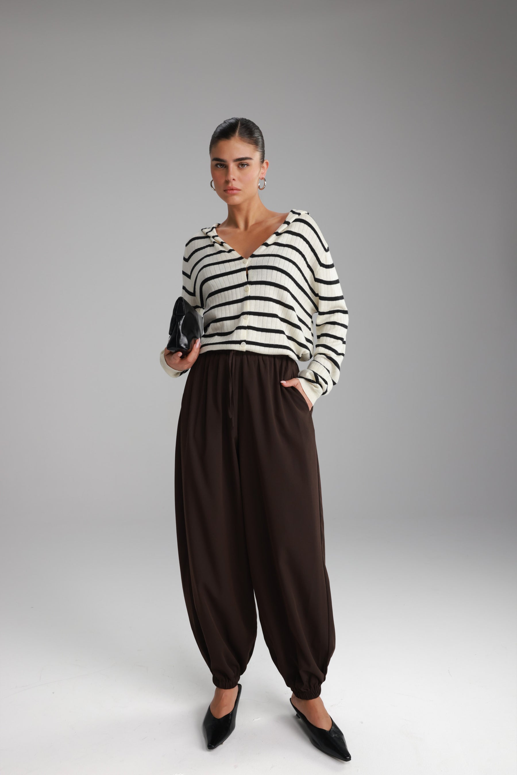 מכנסי אן חום כהה