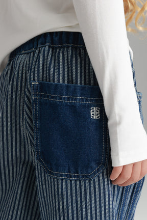 מכנסי ניק כחולים