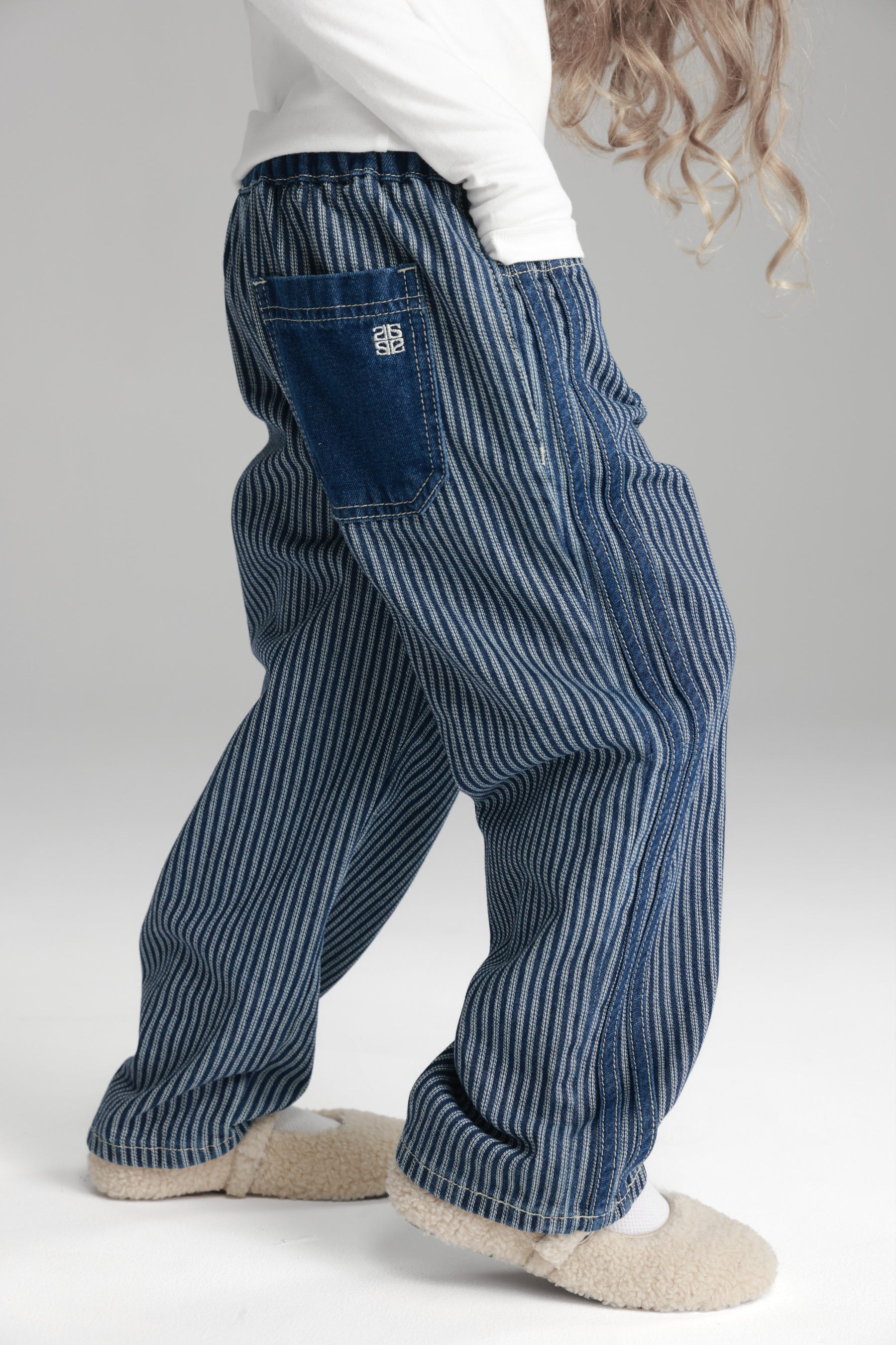 מכנסי ניק כחולים