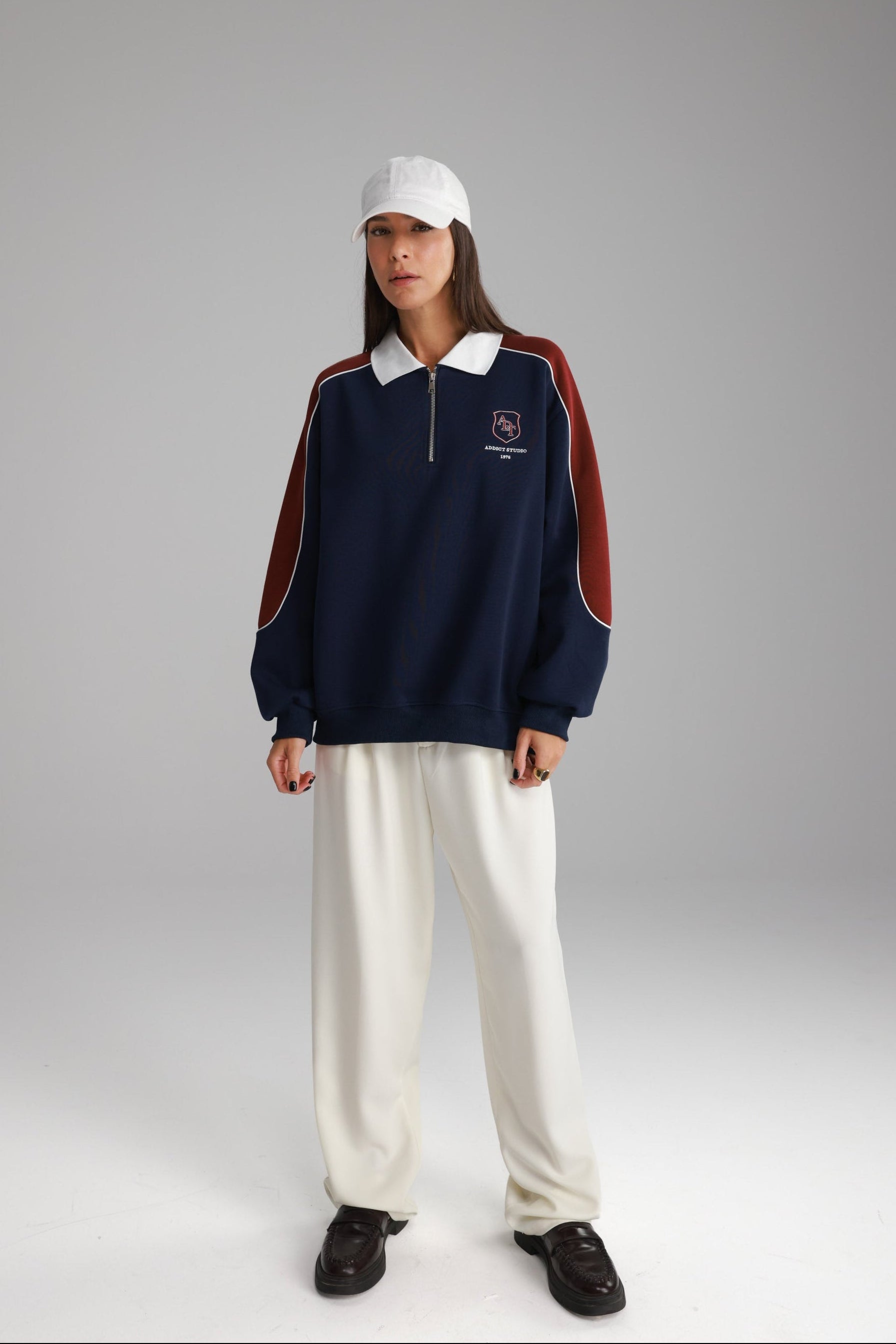 סוויטשירט מדלן נייבי